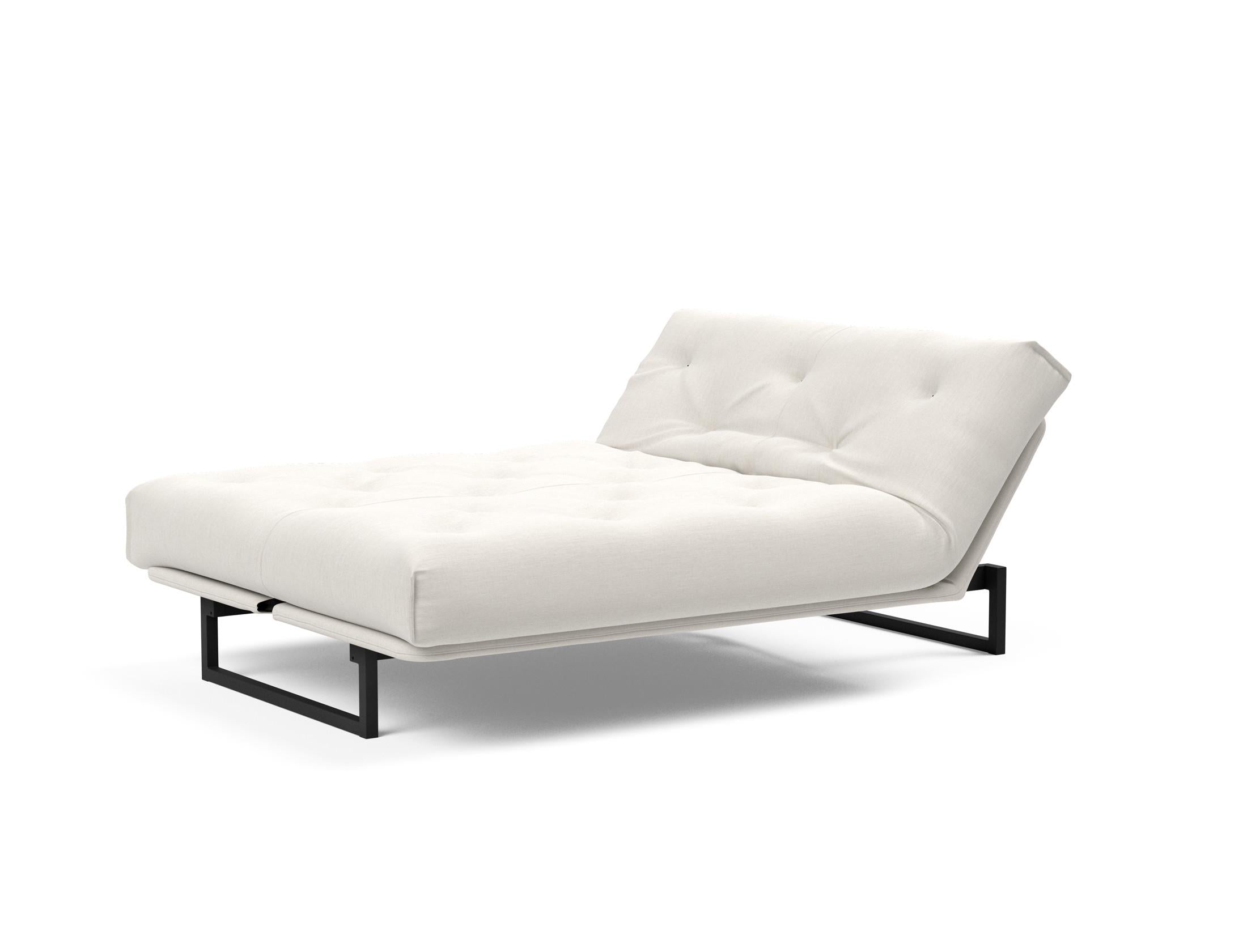 Fraction 140 Bettsofa Nordic: Elegantes Design mit Soft Spring Bezug. Perfekt für gemütliche Abende und als praktische Schlafgelegenheit.