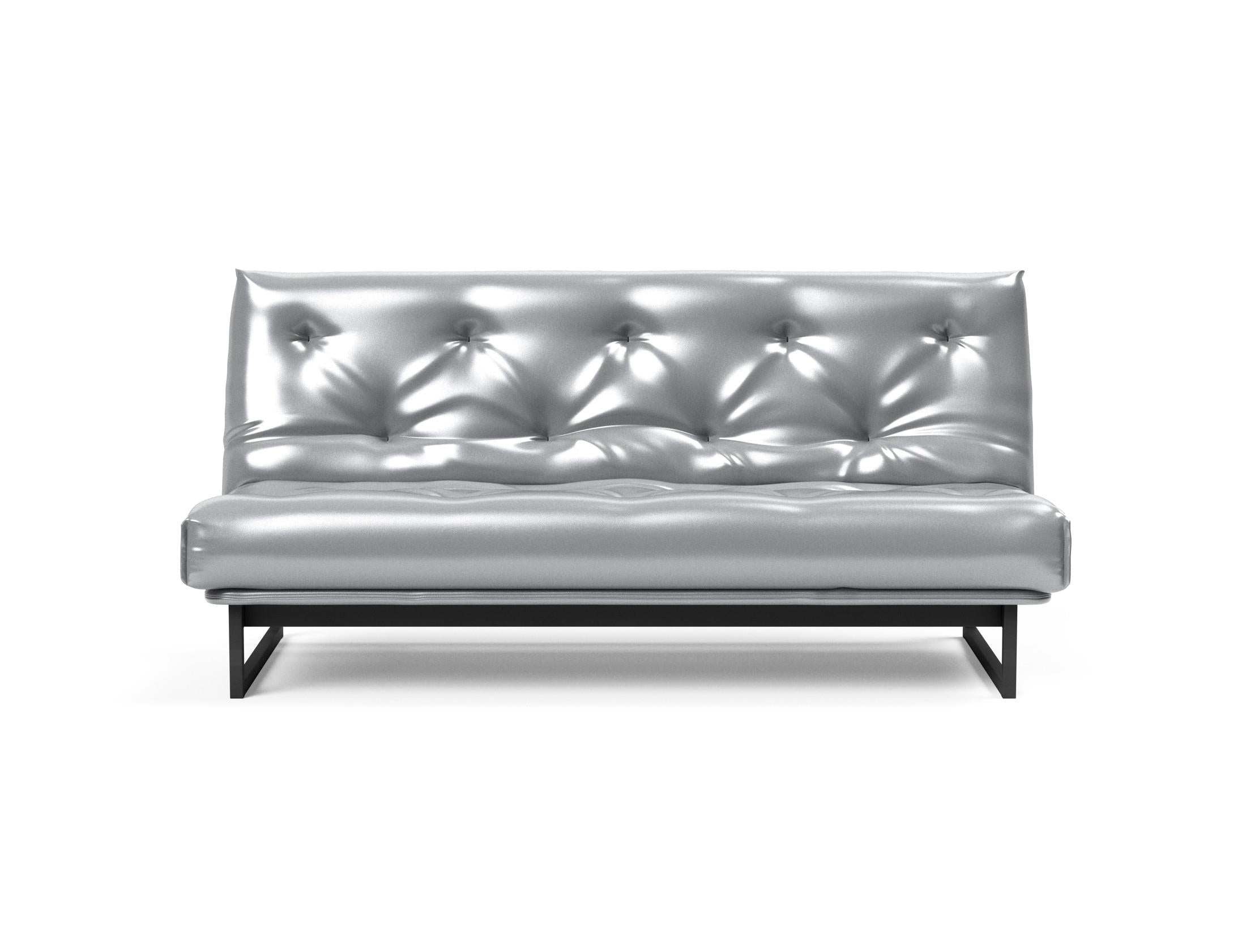 Fraction 140 Bettsofa Nordic: Elegantes Design mit Soft Spring Bezug. Perfekt für gemütliche Abende und als praktische Schlafgelegenheit.