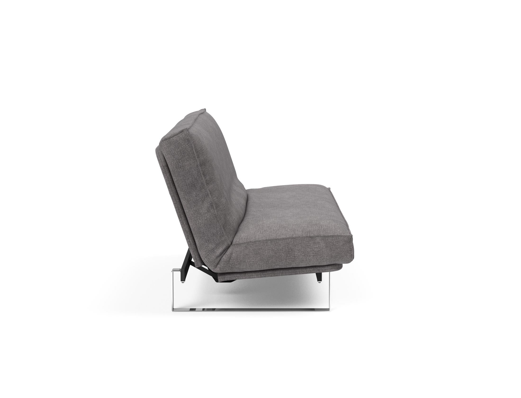 Erleben Sie das Minimum Bettsofa 140 Sharp Plus Cover von Innovation Living – stilvoll, vielseitig und mit bequemer Soft Spring Polsterung für besten Schlafkomfort.