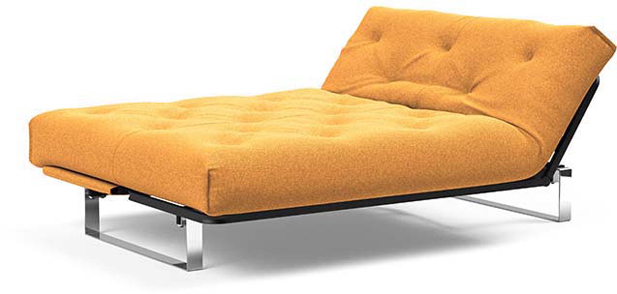 Entdecken Sie das Minimum Bettsofa 140 Nordic von Innovation Living: stilvolles skandinavisches Design, perfekt für platzsparende Lösungen und vielseitige Einsätze.