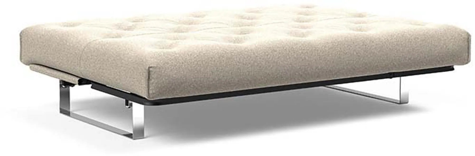 Entdecken Sie das Minimum Bettsofa 140 Nordic von Innovation Living: stilvolles skandinavisches Design, perfekt für platzsparende Lösungen und vielseitige Einsätze.