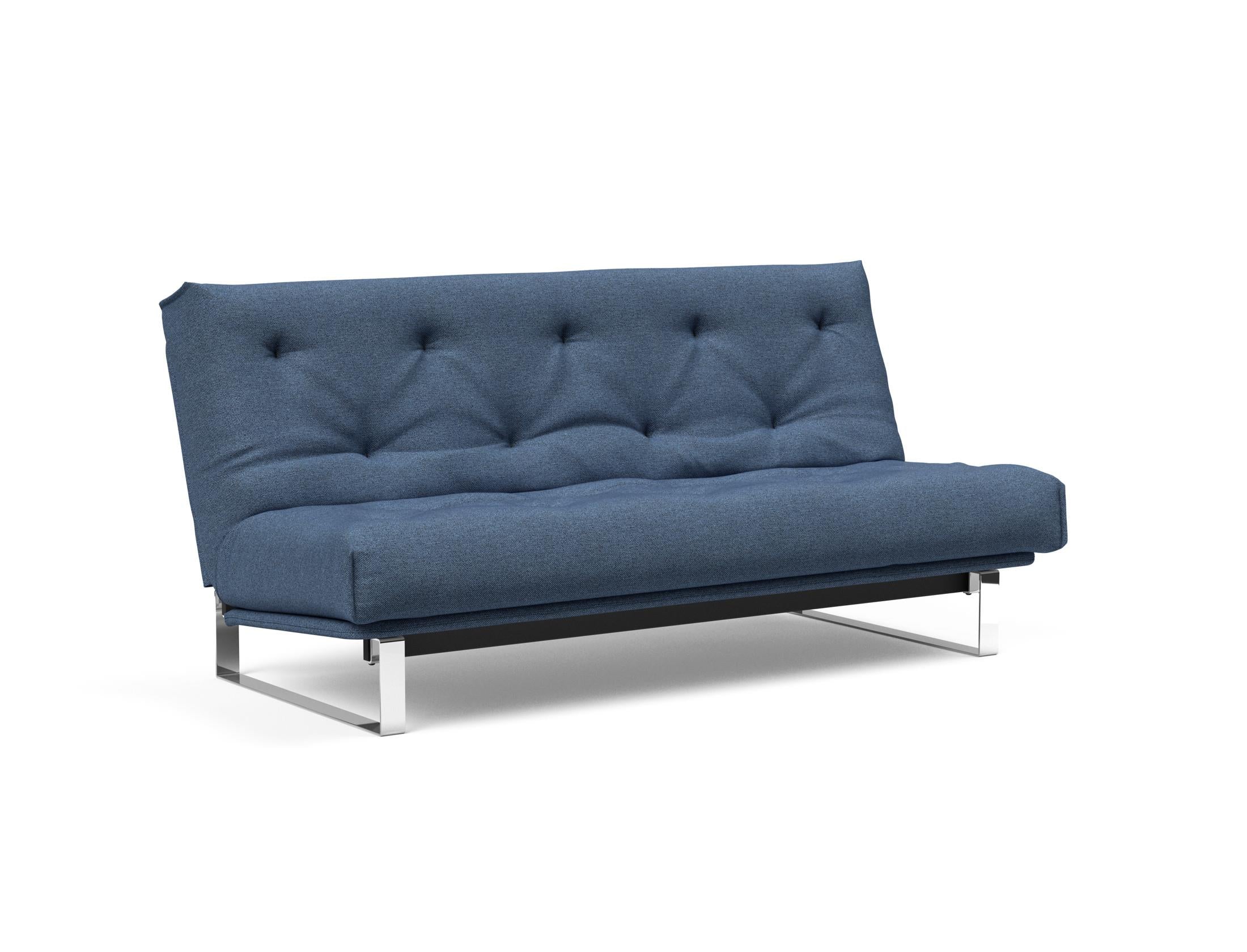 Entdecken Sie das Minimum Bettsofa 140 Nordic von Innovation Living: stilvolles Design, komfortable Soft Spring Matratze, perfekt für kompakte Wohnräume.