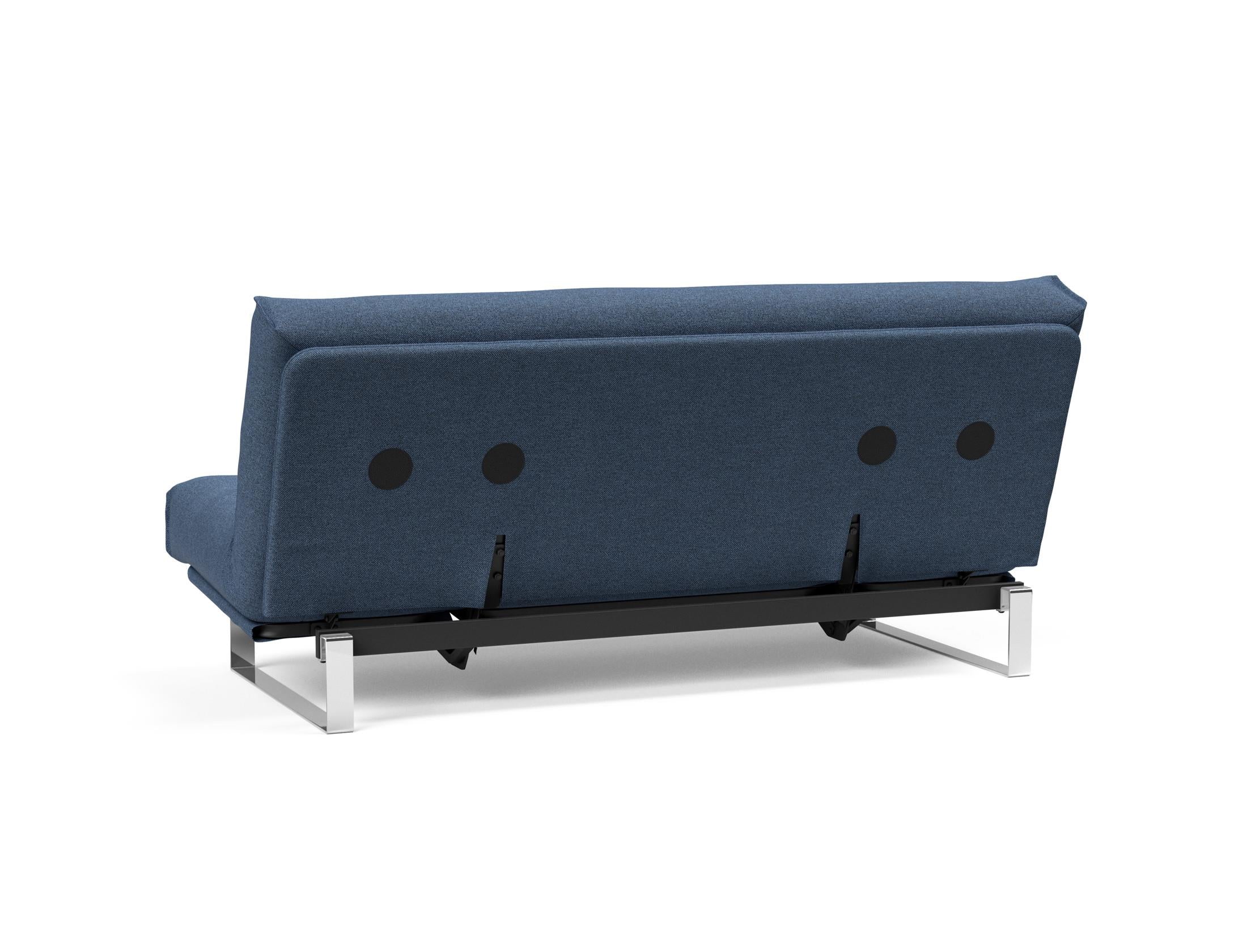 Erleben Sie das Minimum Bettsofa 140 Nordic von Innovation Living: elegantes Design, bequeme Soft Spring Matratze, ideal für kleine Räume.