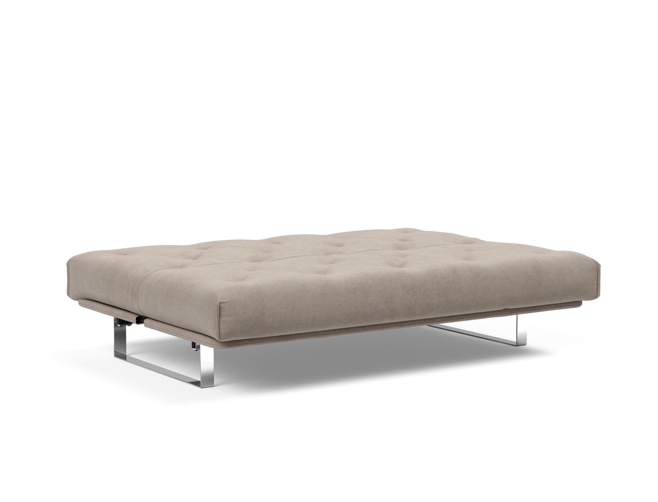 Entdecken Sie das Minimum Bettsofa 140 Nordic von Innovation Living: stilvolles Design, komfortable Soft Spring Matratze, perfekt für kompakte Wohnräume.