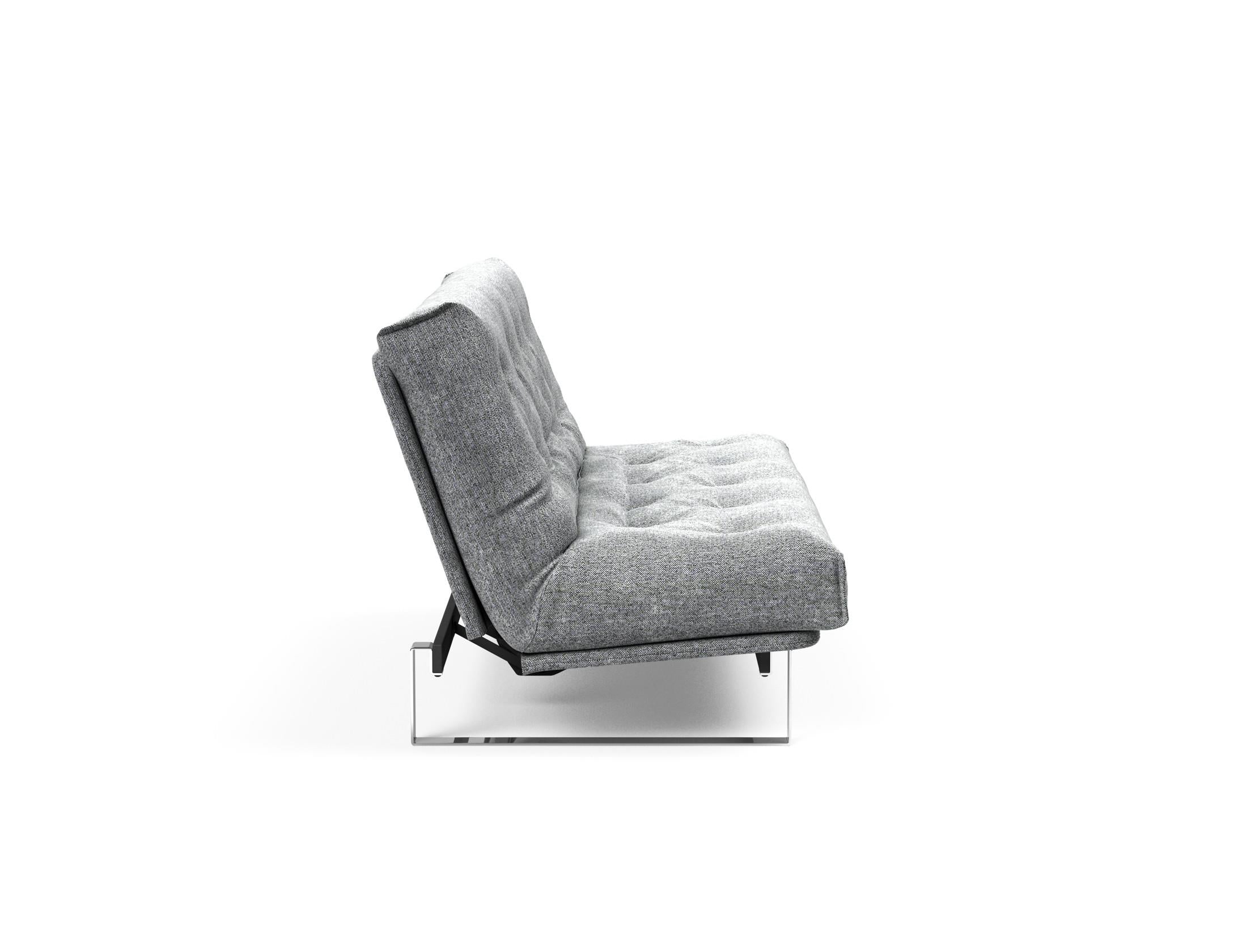 Entdecken Sie das Minimum Bettsofa 140 Nordic von Innovation Living: stilvolles Design, komfortable Soft Spring Matratze, perfekt für kompakte Wohnräume.