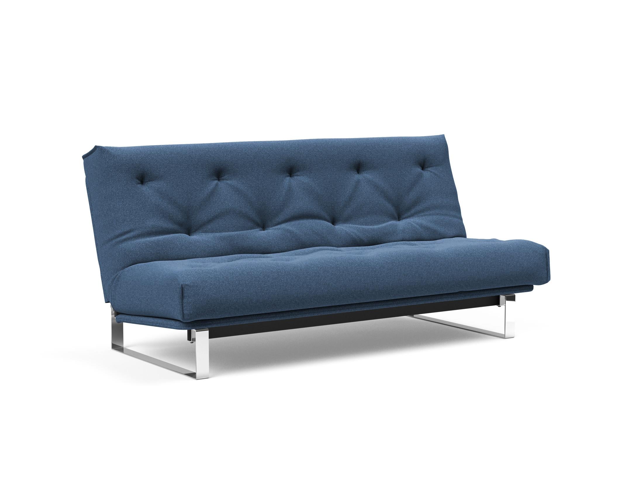 Entdecken Sie das Minimum Bettsofa 140 Nordic von Innovation Living: stilvolles Design, komfortable Soft Spring Matratze, perfekt für kompakte Wohnräume.