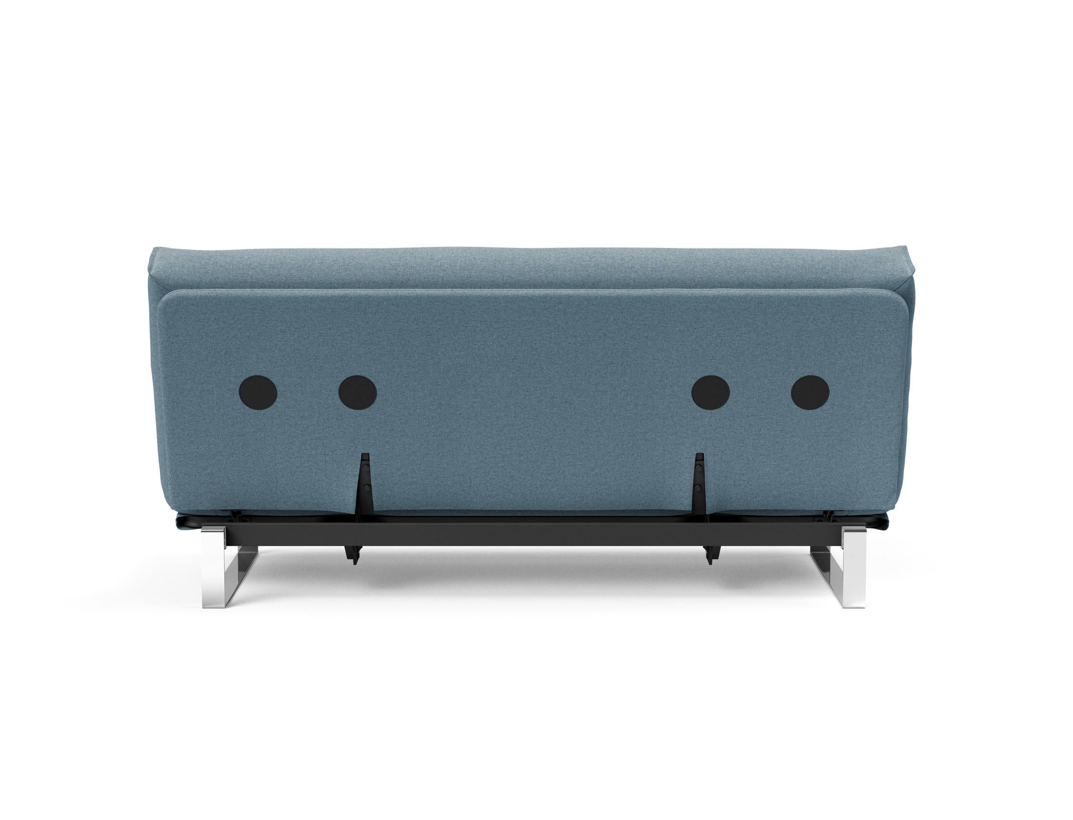 Entdecken Sie das Minimum Bettsofa 140 Nordic von Innovation Living: stilvolles Design, komfortable Soft Spring Matratze, perfekt für kompakte Wohnräume.