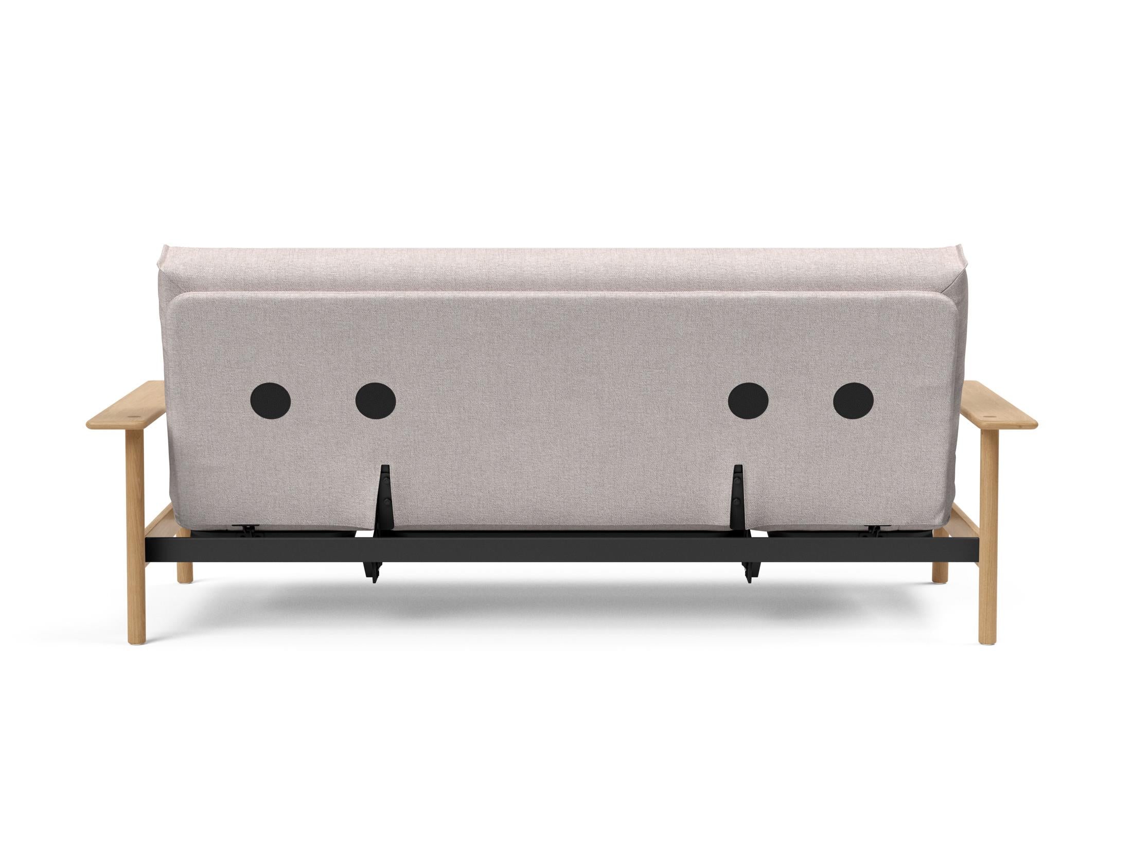 Erleben Sie das Balder Bettsofa 140 Nordic Cover: modernes Design, bequeme Soft Spring Matratze, perfekt für flexible Wohnlösungen.