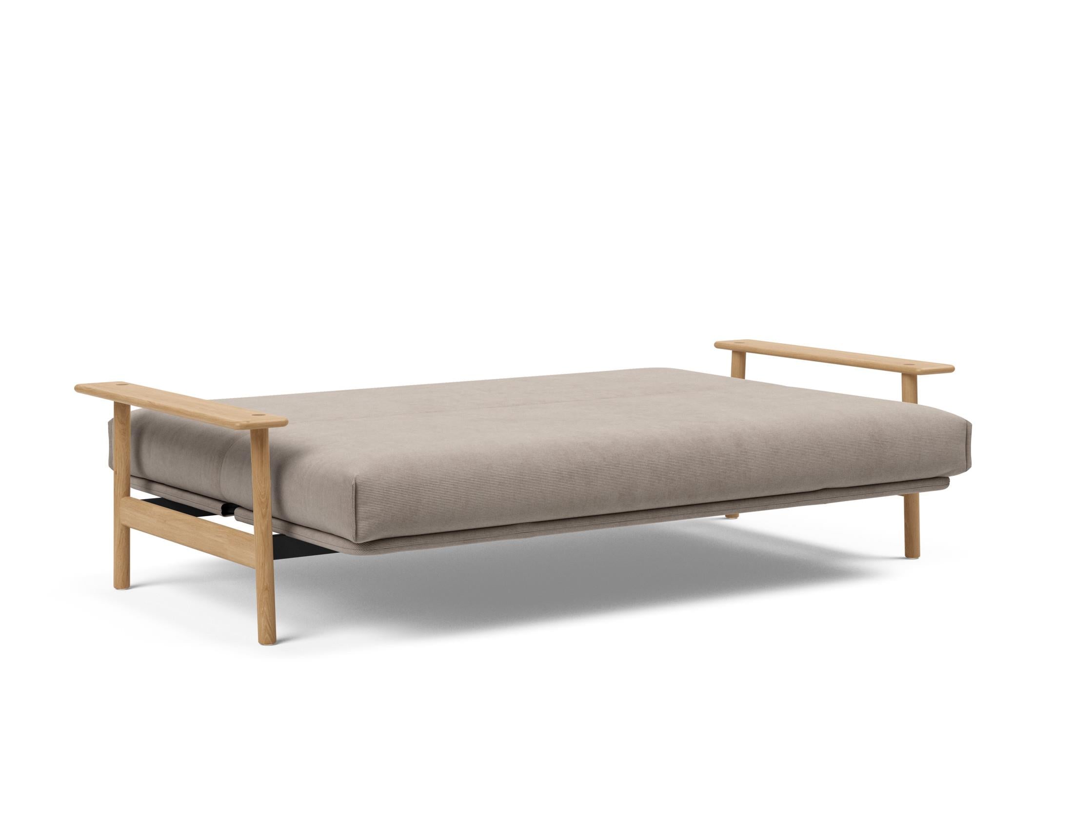 Erleben Sie das Balder Bettsofa 140 Nordic Cover: modernes Design, bequeme Soft Spring Matratze, perfekt für flexible Wohnlösungen.