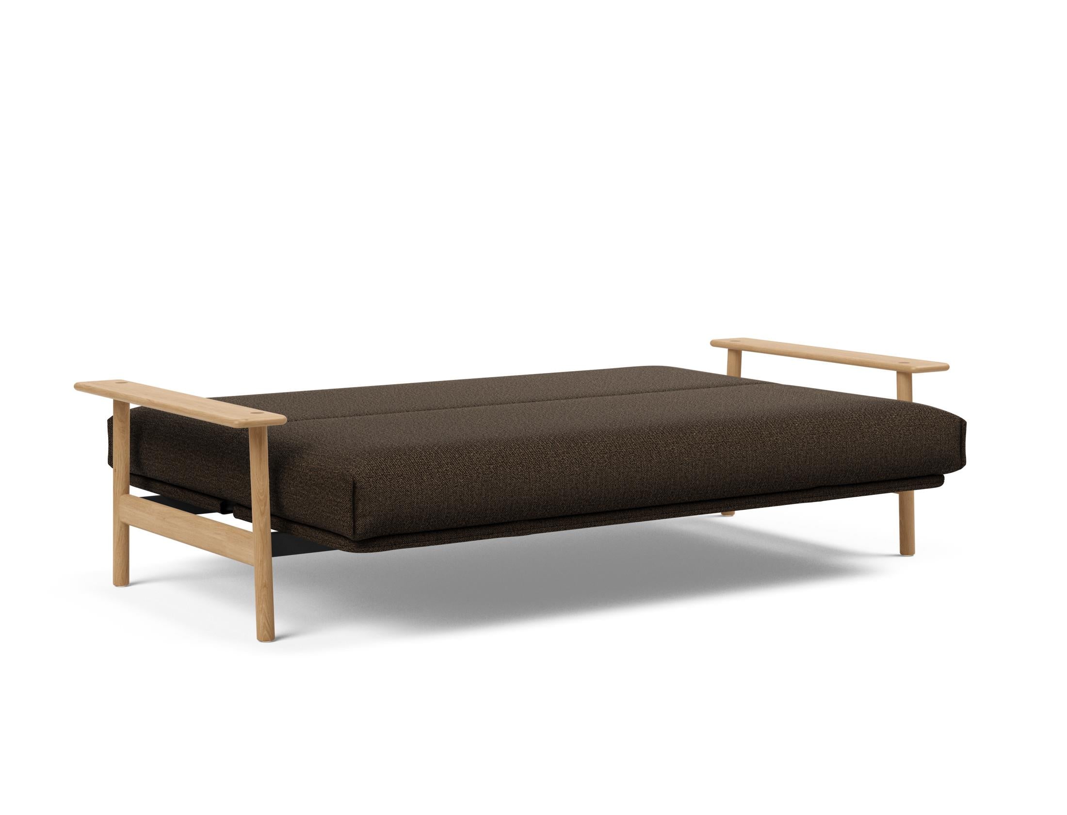Erleben Sie das Balder Bettsofa 140 Nordic Cover: modernes Design, bequeme Soft Spring Matratze, perfekt für flexible Wohnlösungen.