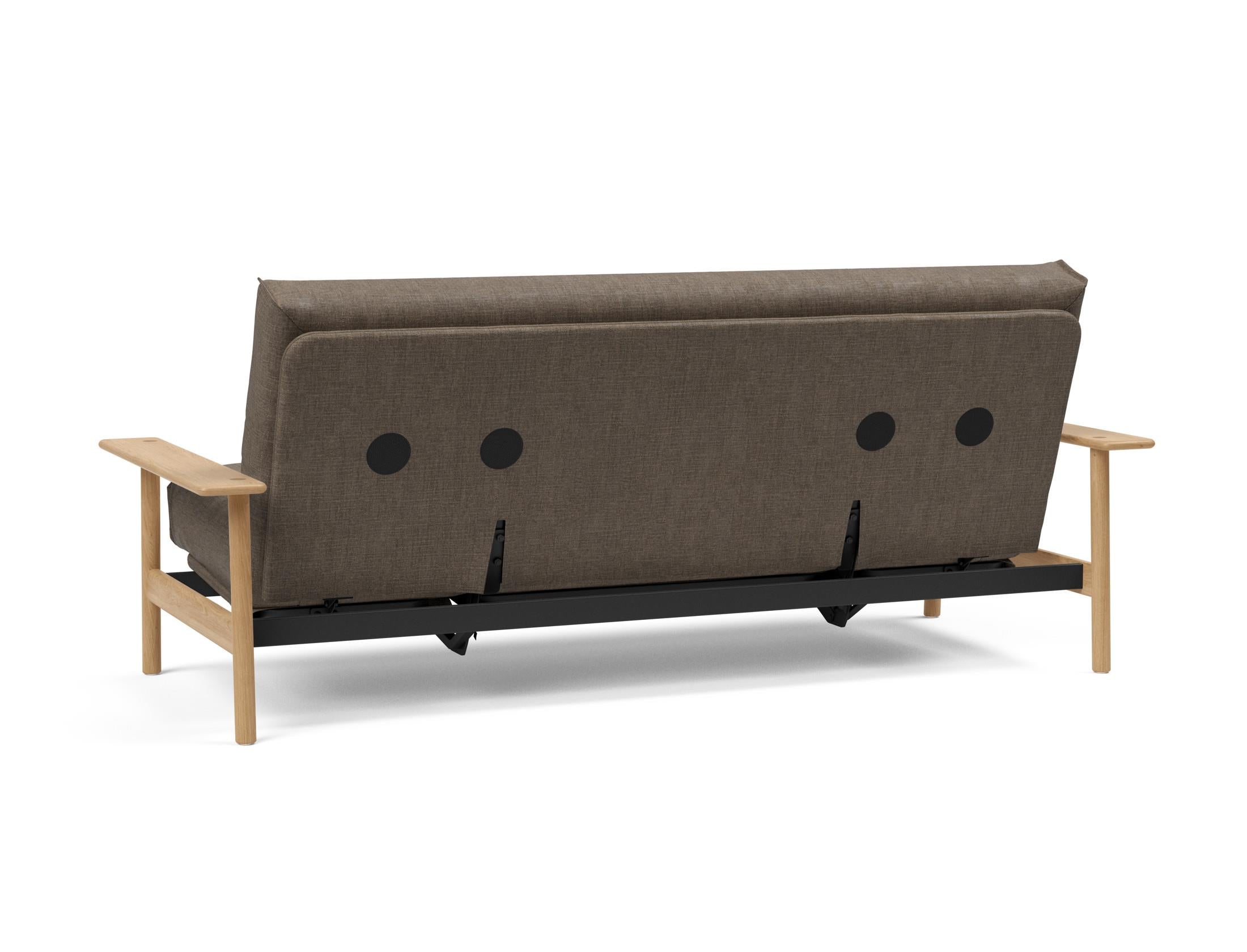Entdecken Sie das Balder Bettsofa 140 Nordic Cover: stilvolles Design, hochwertige Soft Spring Matratze, ideal für vielseitige Wohnräume.