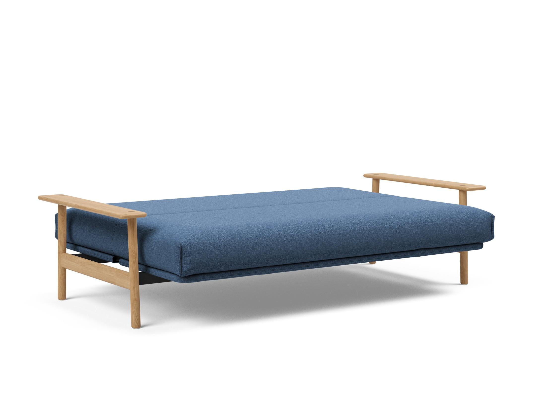 Erleben Sie das Balder Bettsofa 140 Nordic Cover Soft Spring von Innovation Living – eine perfekte Kombination aus modernem Stil und optimalem Schlafkomfort.
