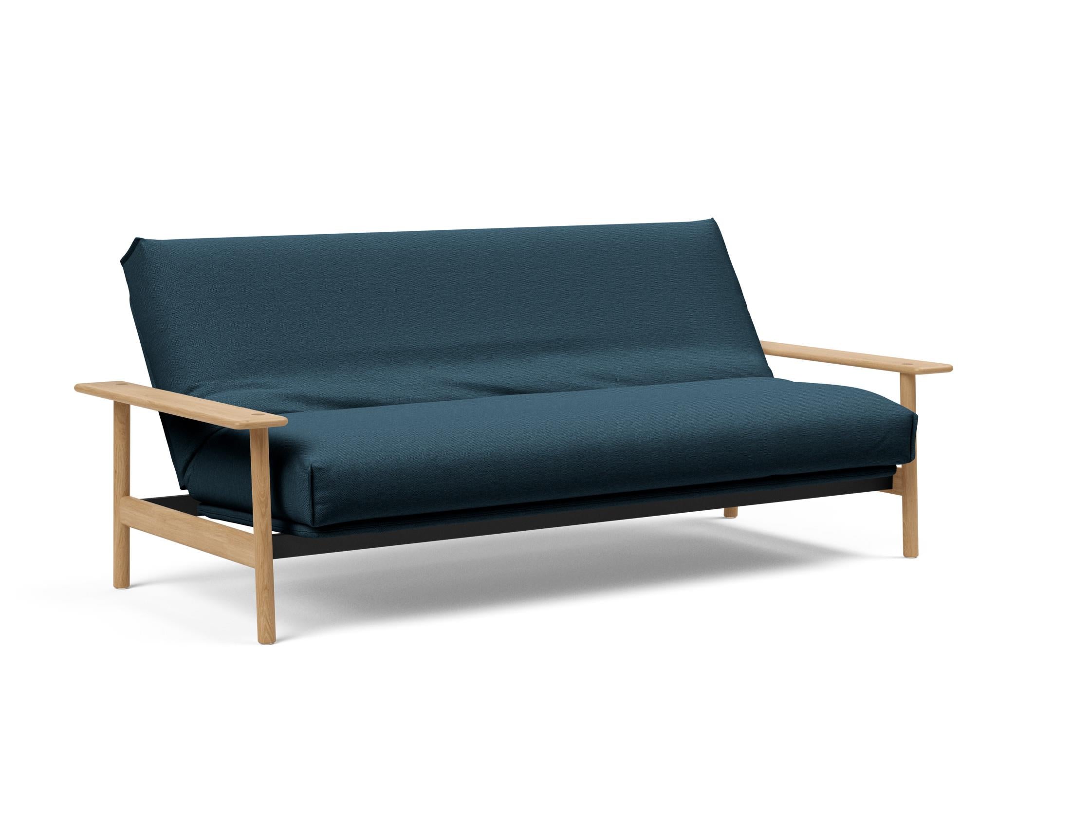Erleben Sie das Balder Bettsofa 140 Nordic Cover: modernes Design, bequeme Soft Spring Matratze, perfekt für flexible Wohnlösungen.