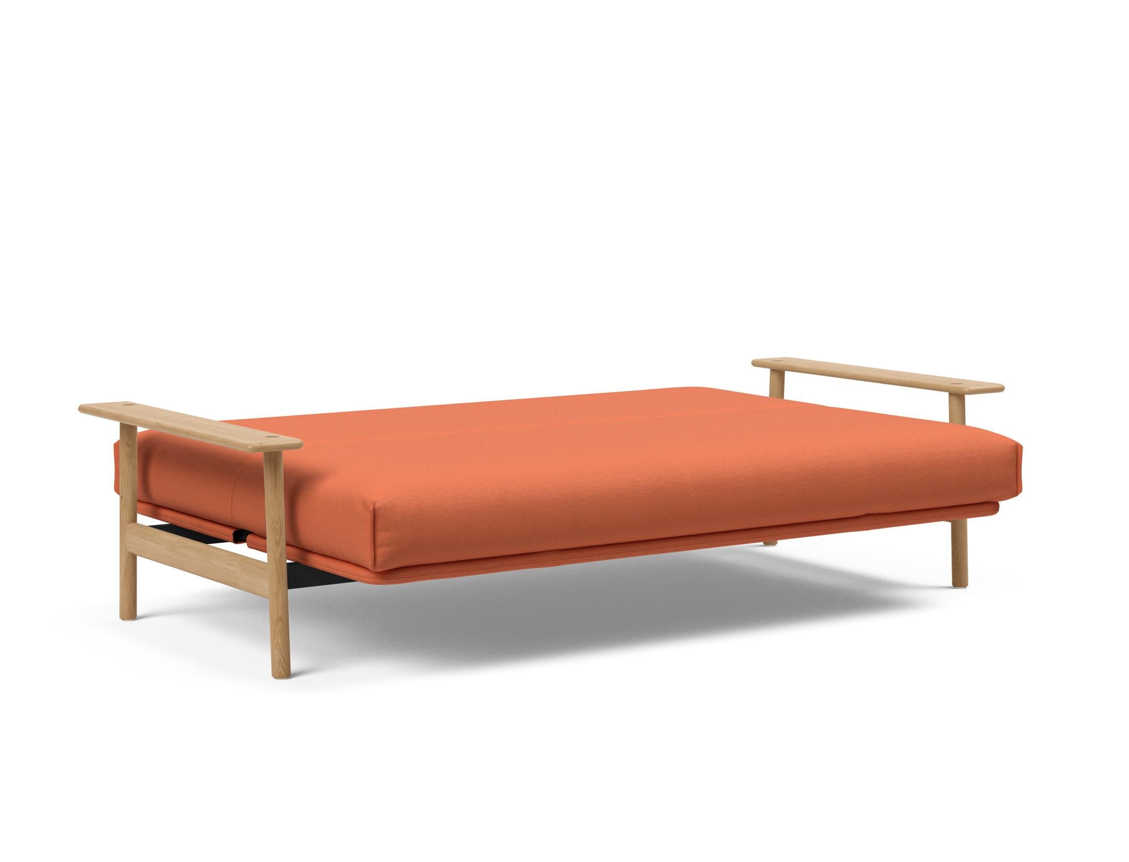 Erleben Sie das Balder Bettsofa 140 Nordic Cover: modernes Design, bequeme Soft Spring Matratze, perfekt für flexible Wohnlösungen.