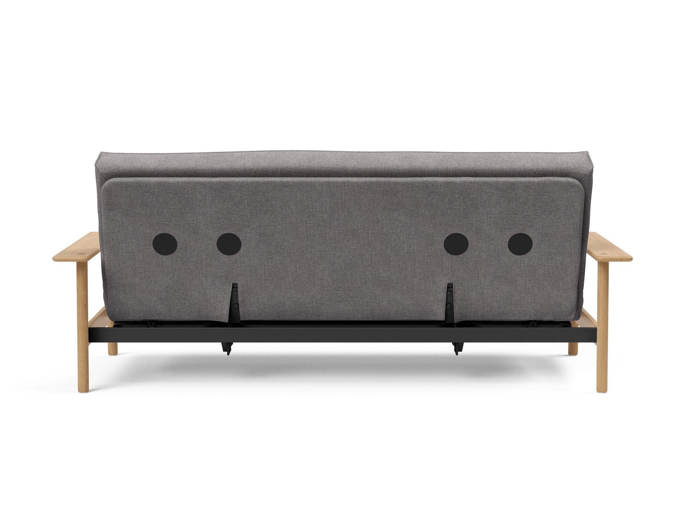 Erleben Sie das Balder Bettsofa 140 Sharp Plus Cover: Stilvolles Schlafsofa mit Soft Spring Bezug, perfekt für gemütliche Abende und elegantes Design.