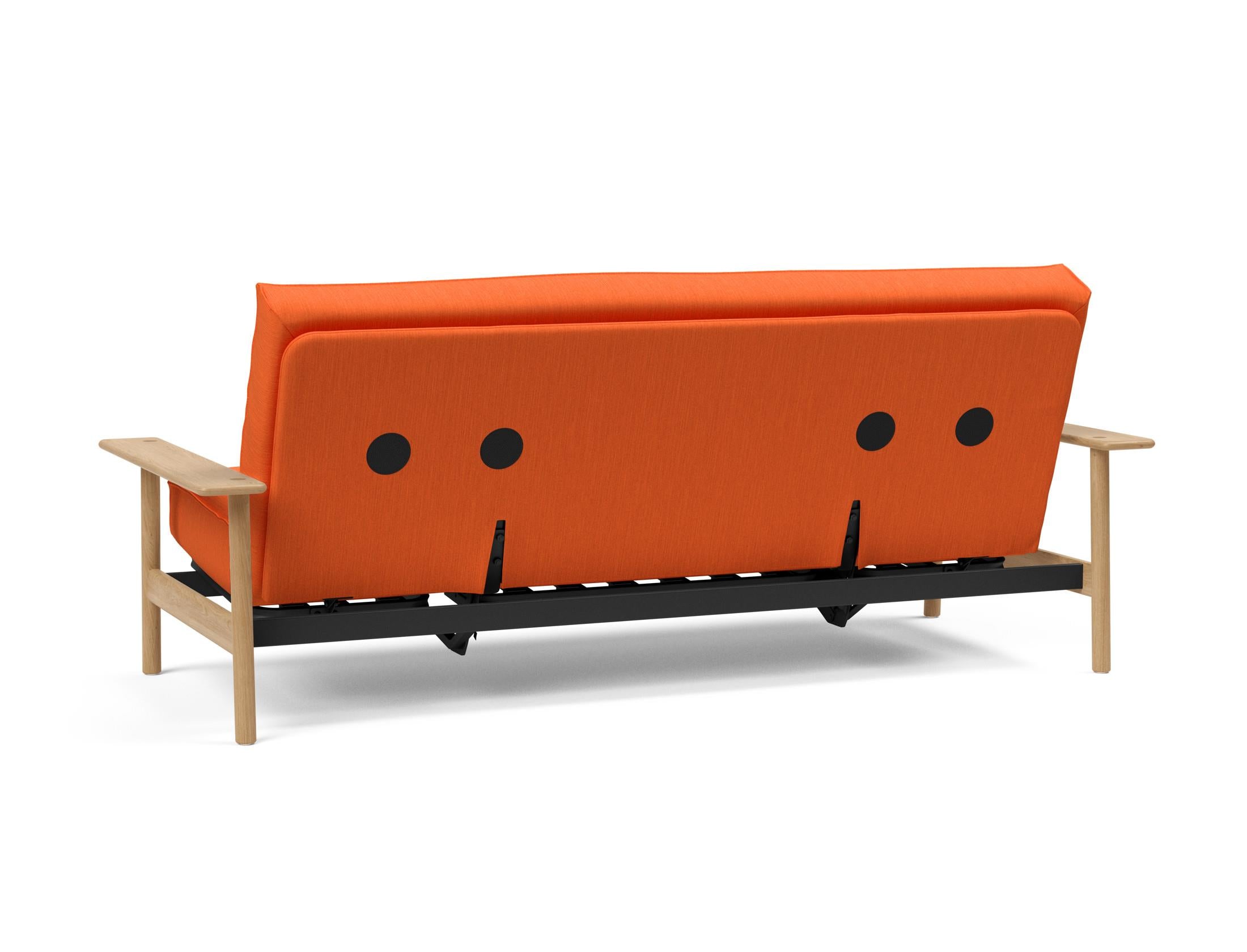 Entdecken Sie das Balder Bettsofa 140 Sharp Plus Cover Soft Spring von Innovation Living – stilvoll, bequem und ideal für jedes Zuhause.