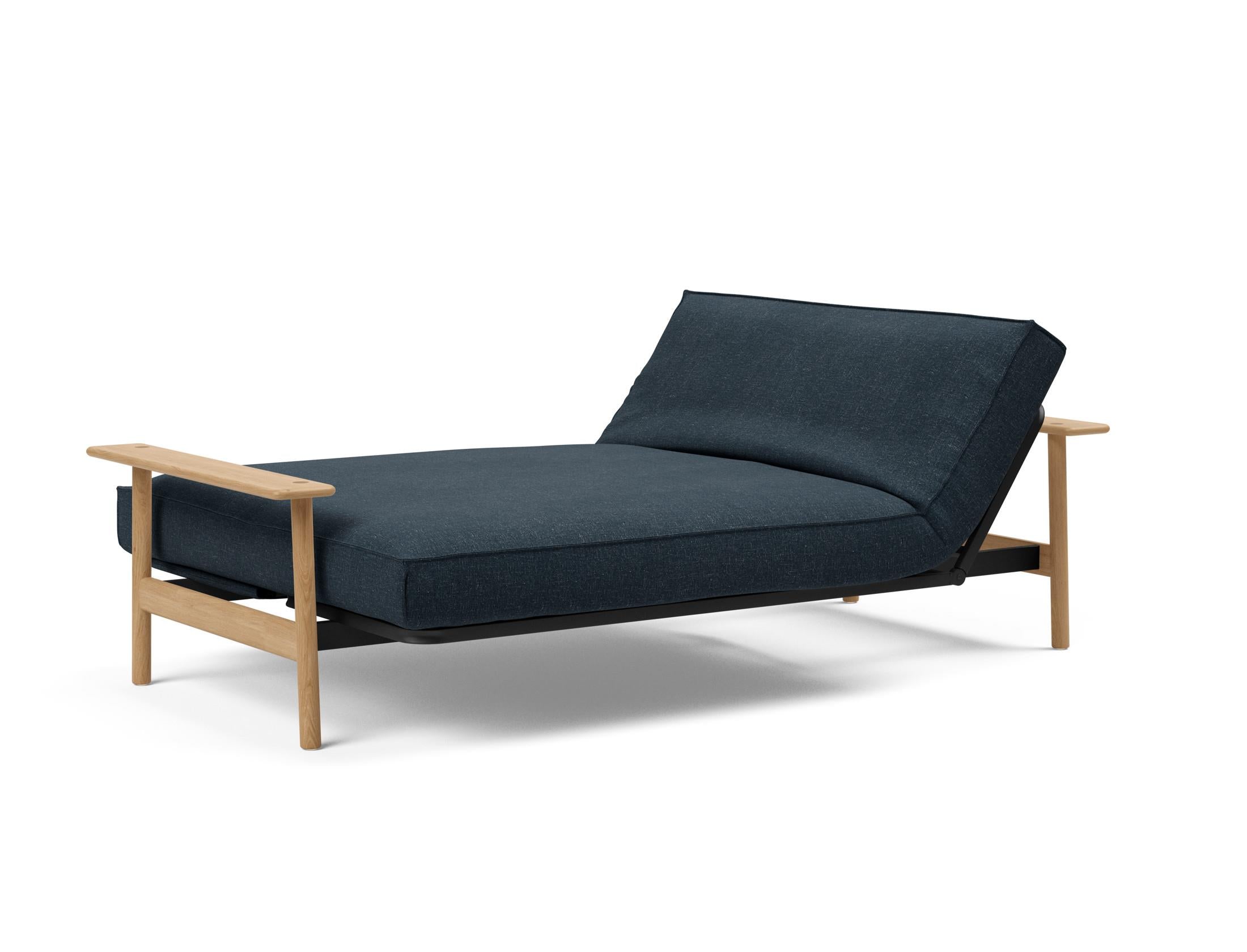 Entdecken Sie das Balder Bettsofa 140 Sharp Plus Cover Soft Spring von Innovation Living – stilvoll, bequem und ideal für jedes Zuhause.