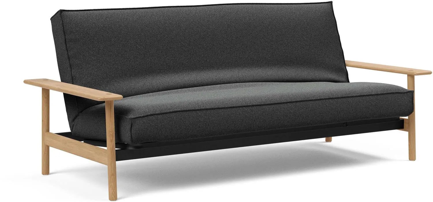 Entdecken Sie das Balder Bettsofa 140 Sharp Plus Cover von Innovation Living – stilvoll, platzsparend und perfekt für Ihr Zuhause.