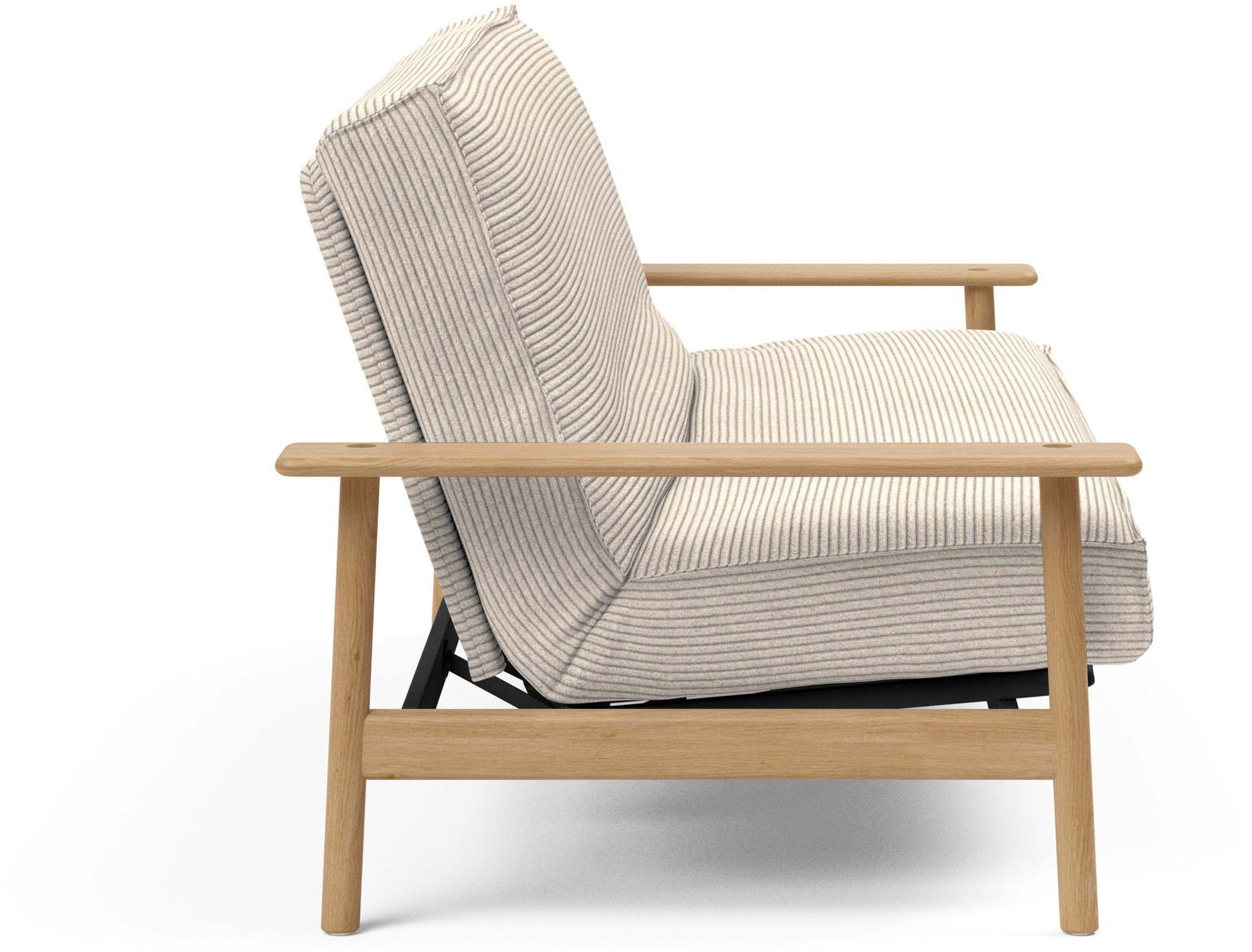 Erleben Sie das Balder Bettsofa 140 Sharp Plus Cover Latex von Innovation Living – eine perfekte Kombination aus modernem Stil und optimalem Schlafkomfort.