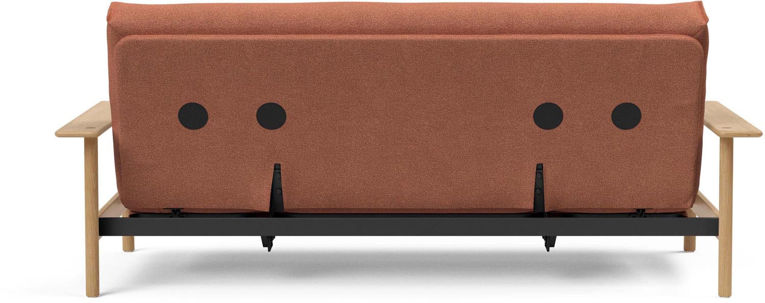 Erleben Sie das elegante Balder Bettsofa 140 Nordic Classic von Innovation Living – perfekt für zeitgemäße Einrichtung und gemütliche Schlafmomente.