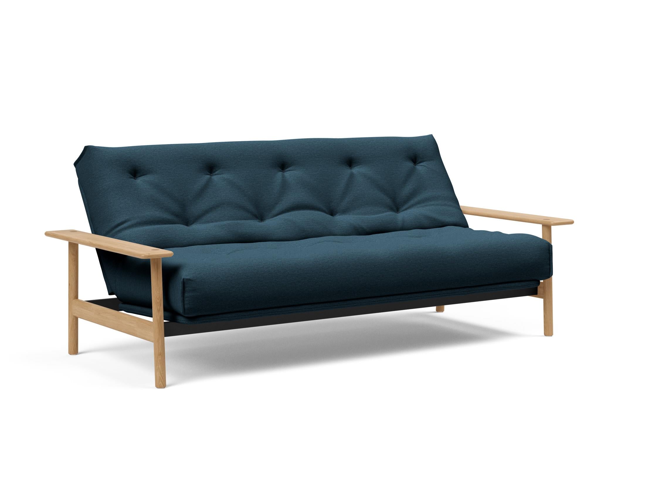 Entdecken Sie das Balder Bettsofa 140 Nordic von Innovation Living – ein elegantes Möbelstück, das Funktionalität und modernen Stil perfekt kombiniert.