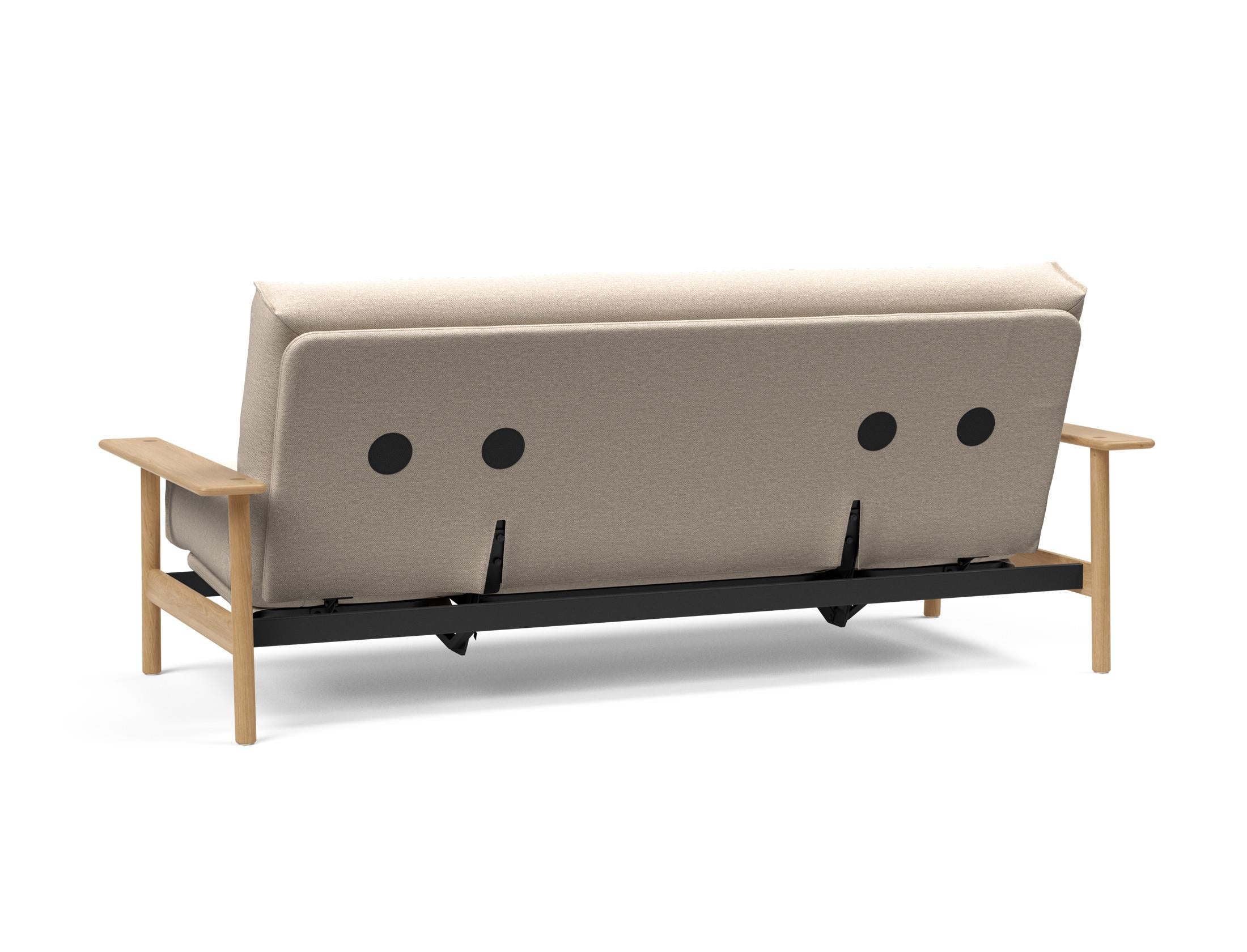 Erleben Sie das Balder Bettsofa 140 Nordic von Innovation Living – stilvoll, funktional und mit hochwertigem Soft Spring Bezug für erholsame Nächte.