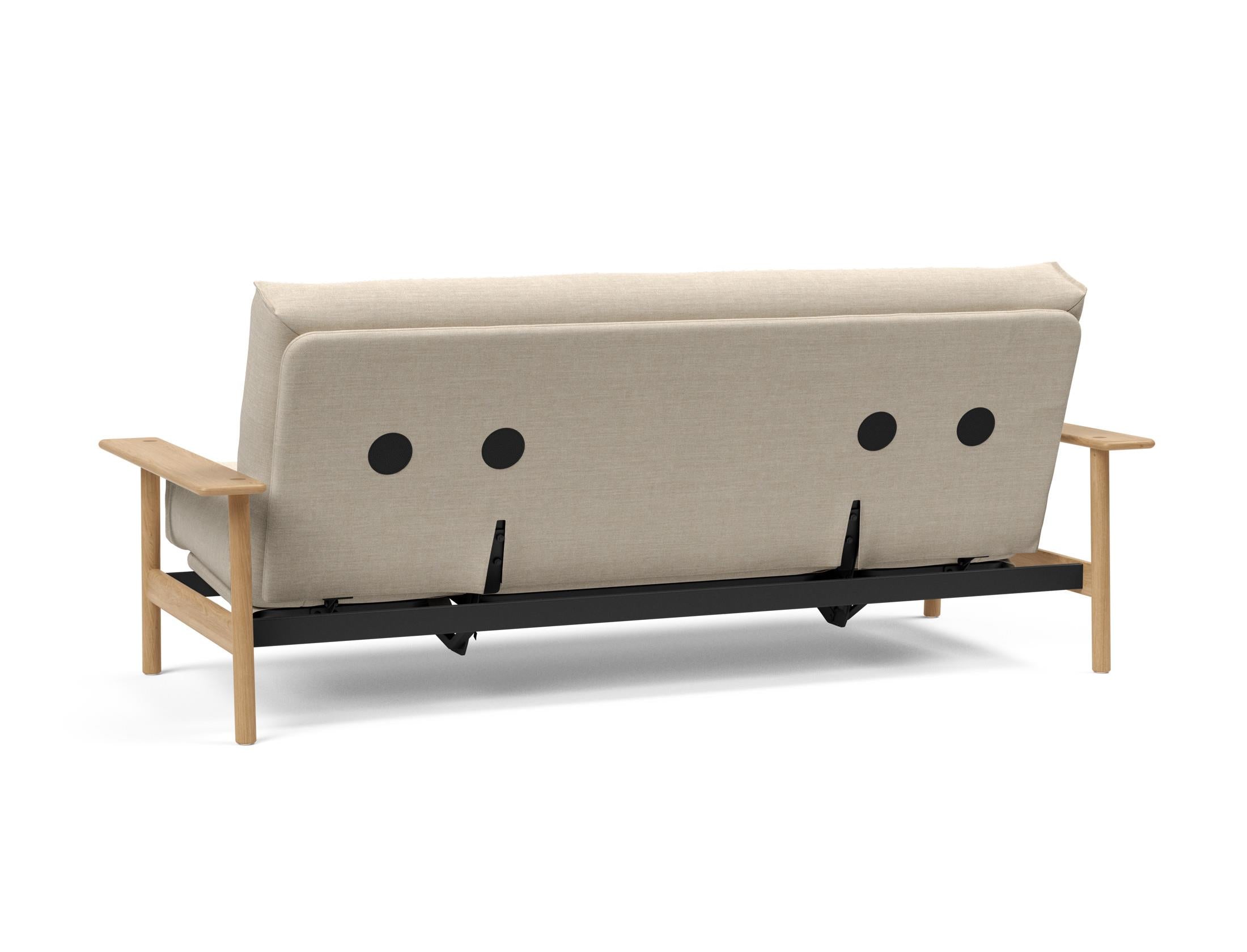 Erleben Sie das Balder Bettsofa 140 Nordic von Innovation Living – stilvoll, funktional und mit hochwertigem Soft Spring Bezug für erholsame Nächte.