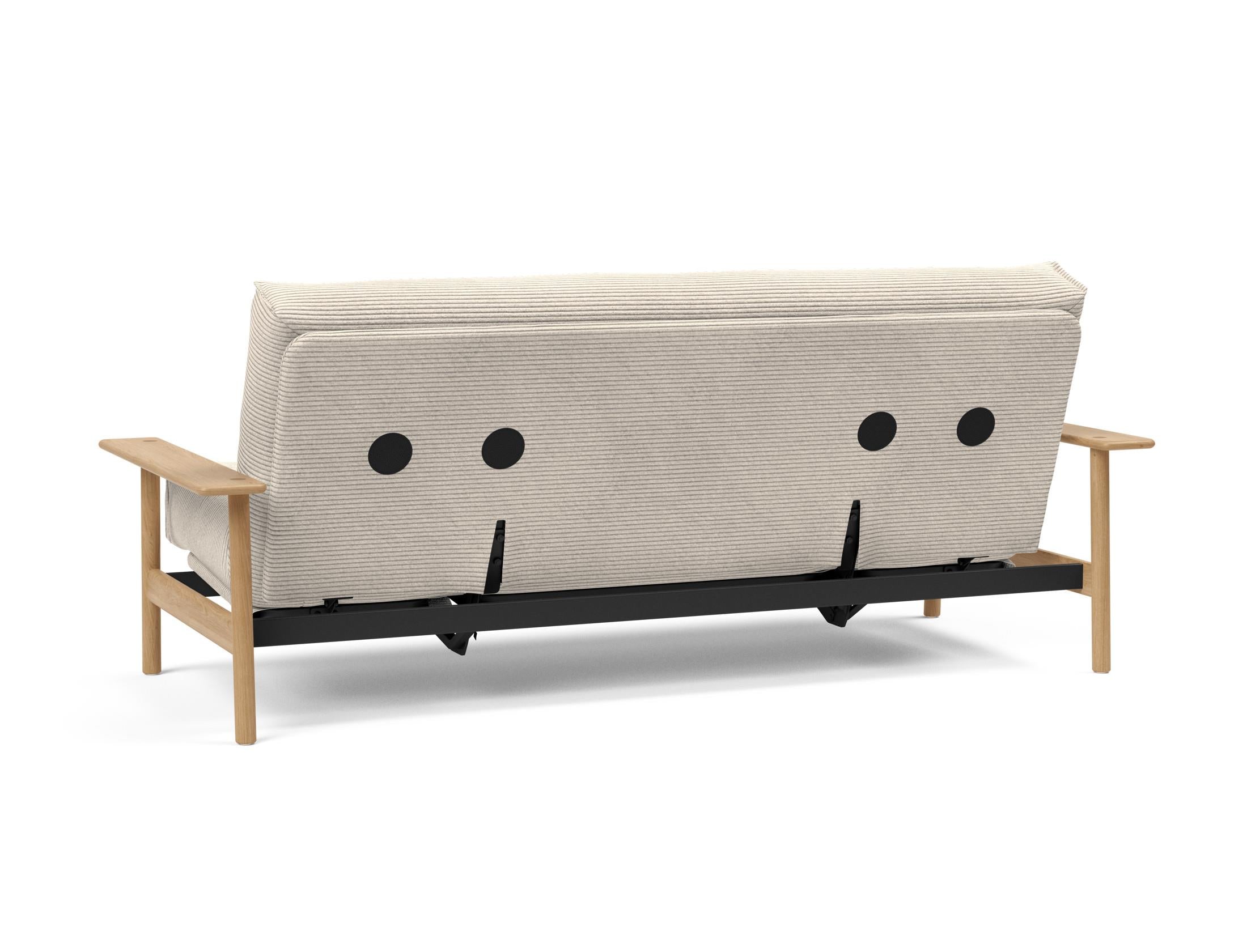 Erleben Sie das Balder Bettsofa 140 Nordic von Innovation Living – stilvoll, funktional und mit hochwertigem Soft Spring Bezug für erholsame Nächte.