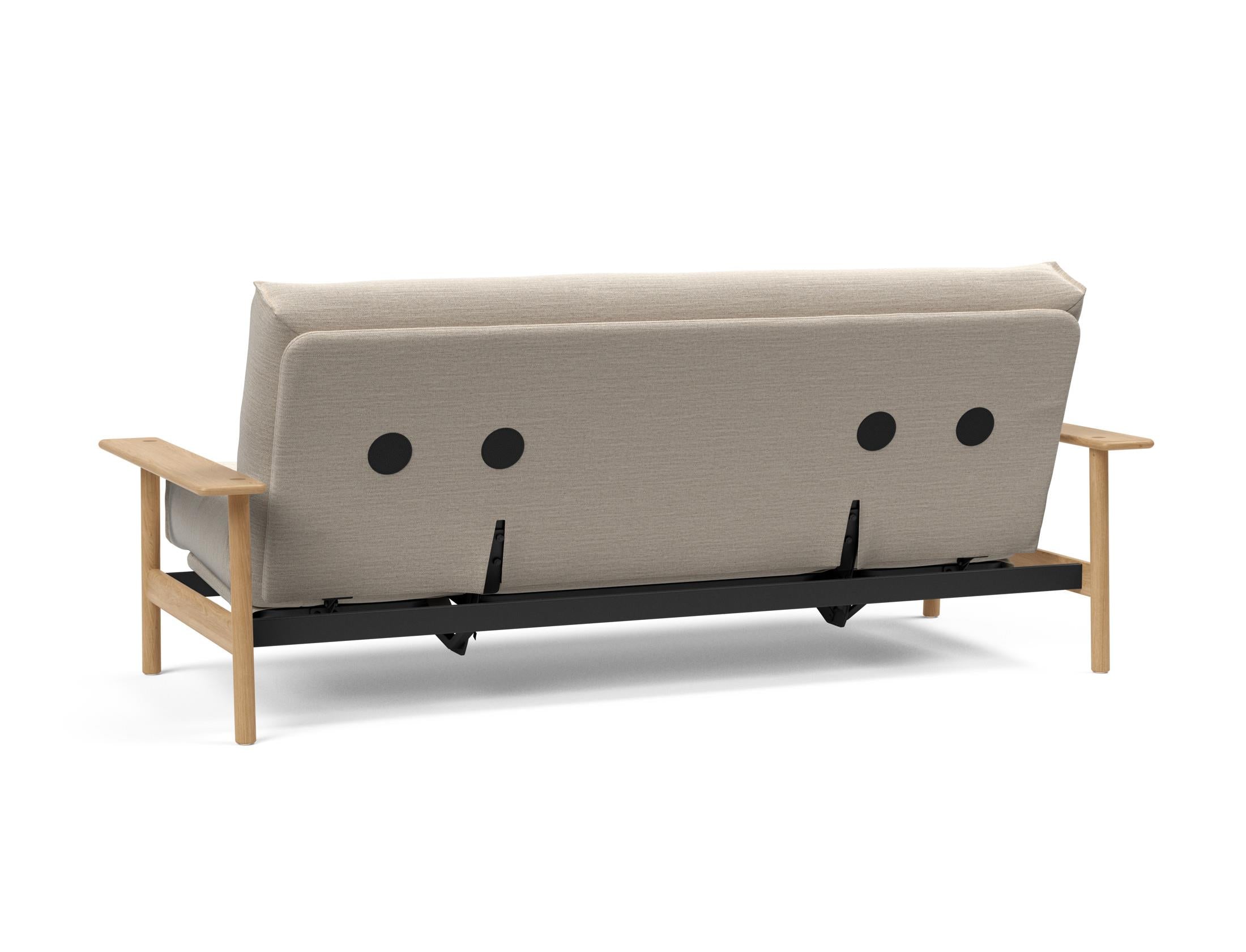 Erleben Sie das Balder Bettsofa 140 Nordic von Innovation Living – stilvoll, funktional und mit hochwertigem Soft Spring Bezug für erholsame Nächte.
