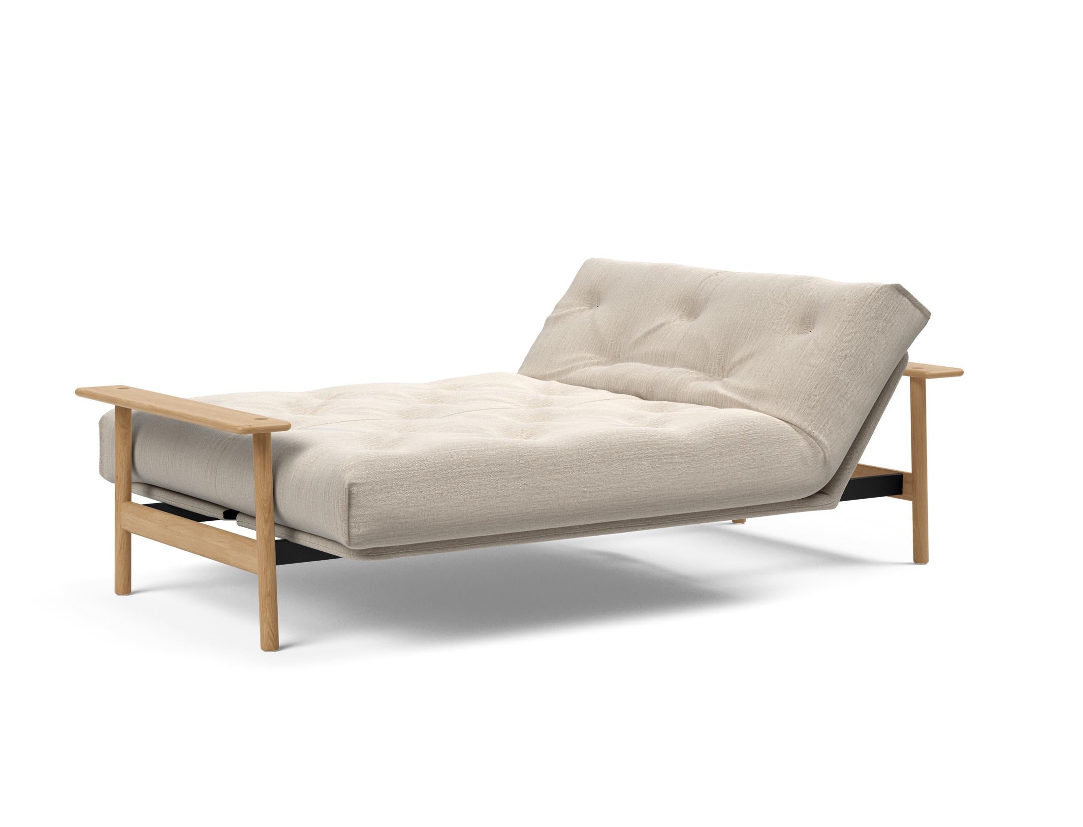 Erleben Sie das Balder Bettsofa 140 Nordic von Innovation Living – stilvoll, funktional und mit hochwertigem Soft Spring Bezug für erholsame Nächte.