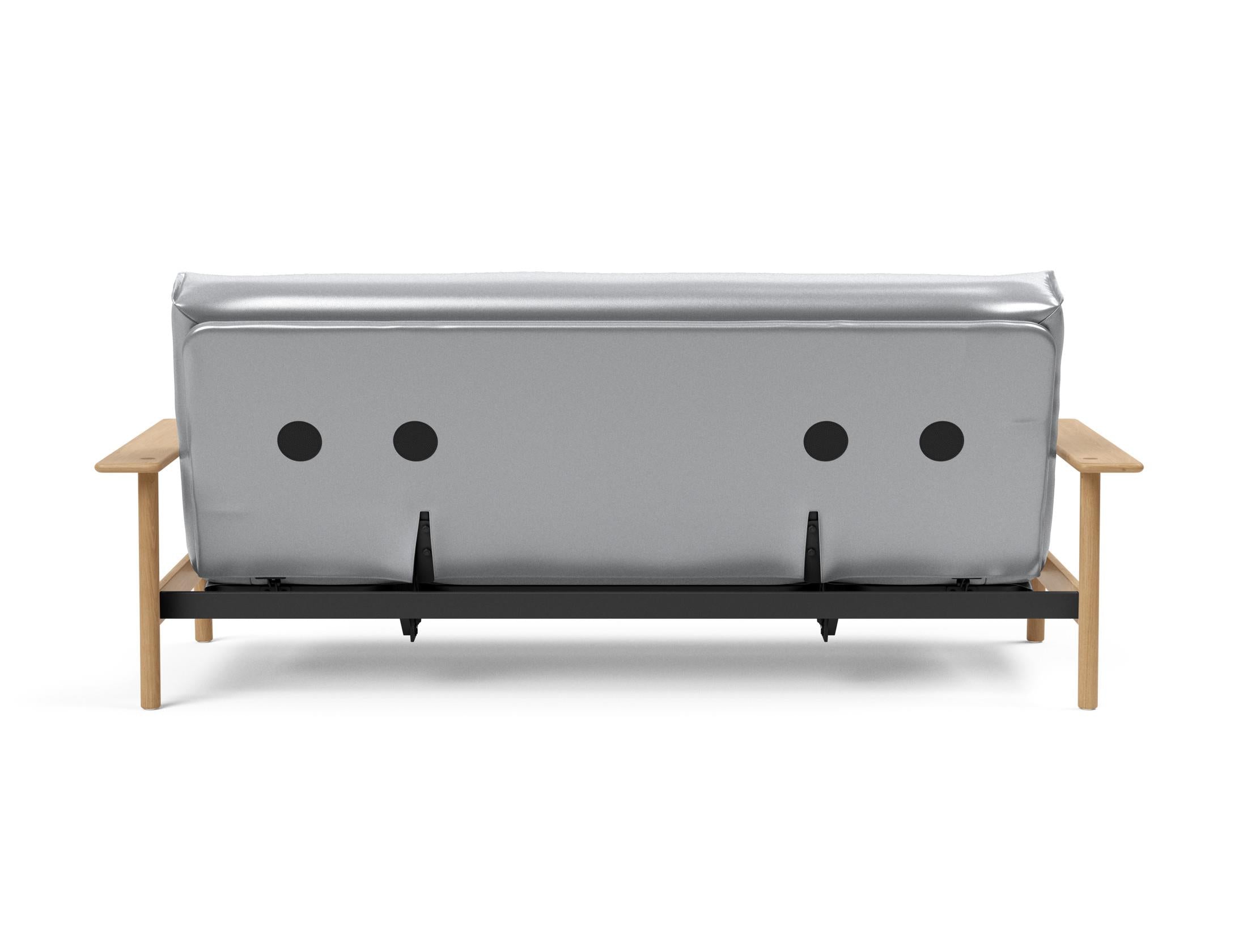 Erleben Sie das Balder Bettsofa 140 Nordic: Stilvolles, funktionales Design und eine hochwertige Matratze für besten Schlafkomfort.