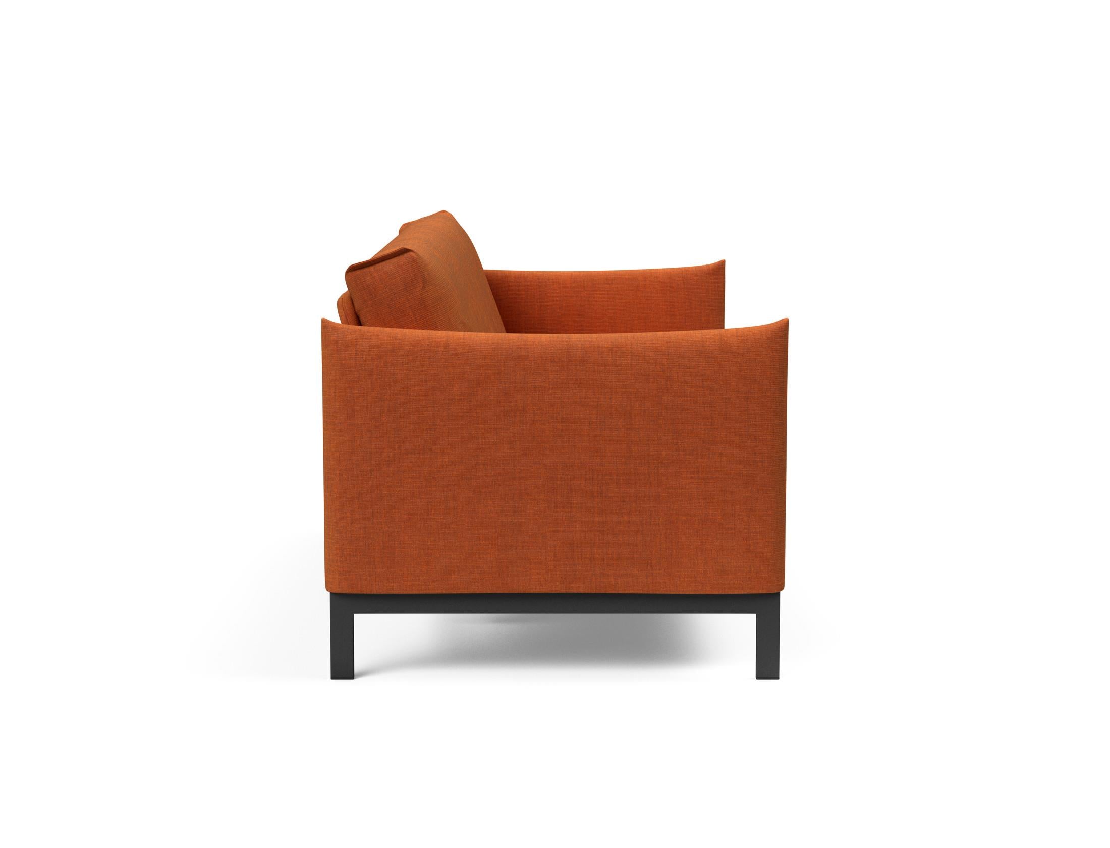 Erleben Sie das Junus 140 Bettsofa mit stilvollem Nordic Cover und Soft Spring, perfekt für gemütliche Abende und stilvolle Einrichtung.