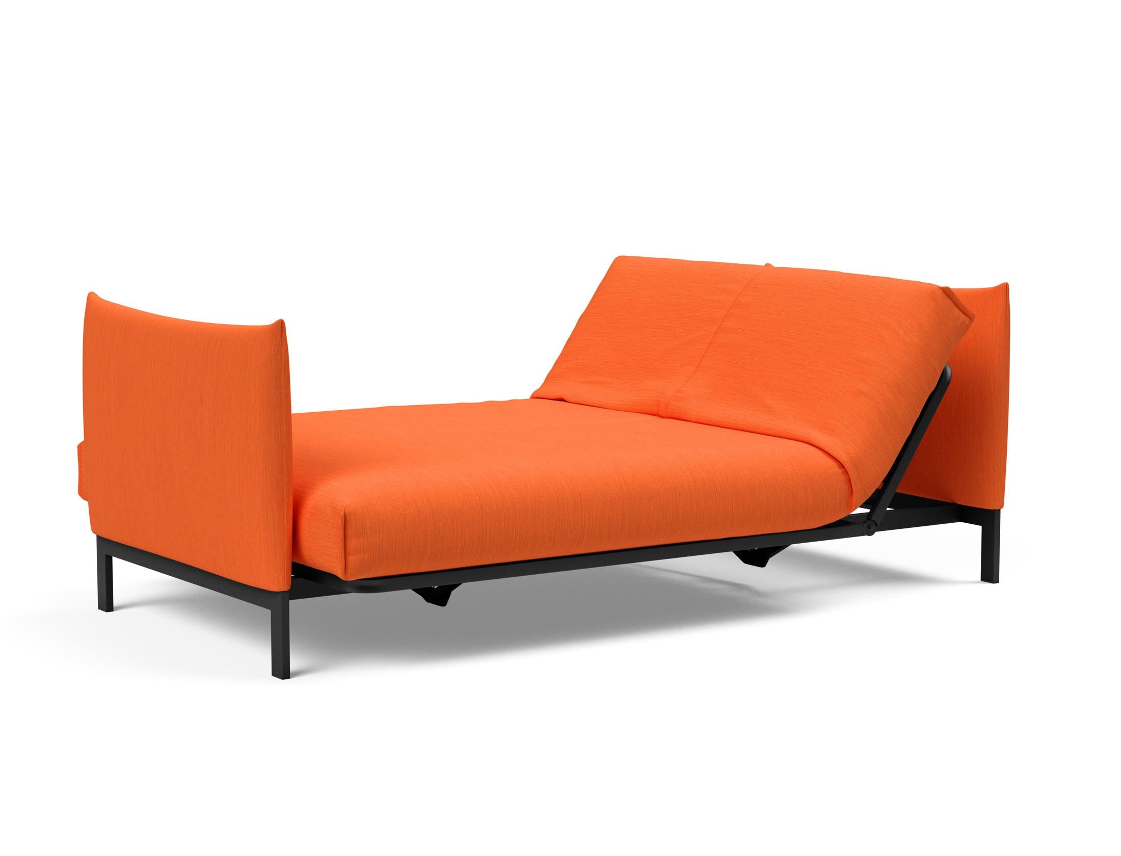 Entdecken Sie das Junus 140 Bettsofa mit Nordic Cover von Innovation Living – stilvolles Design trifft auf hervorragende Schlafqualität.