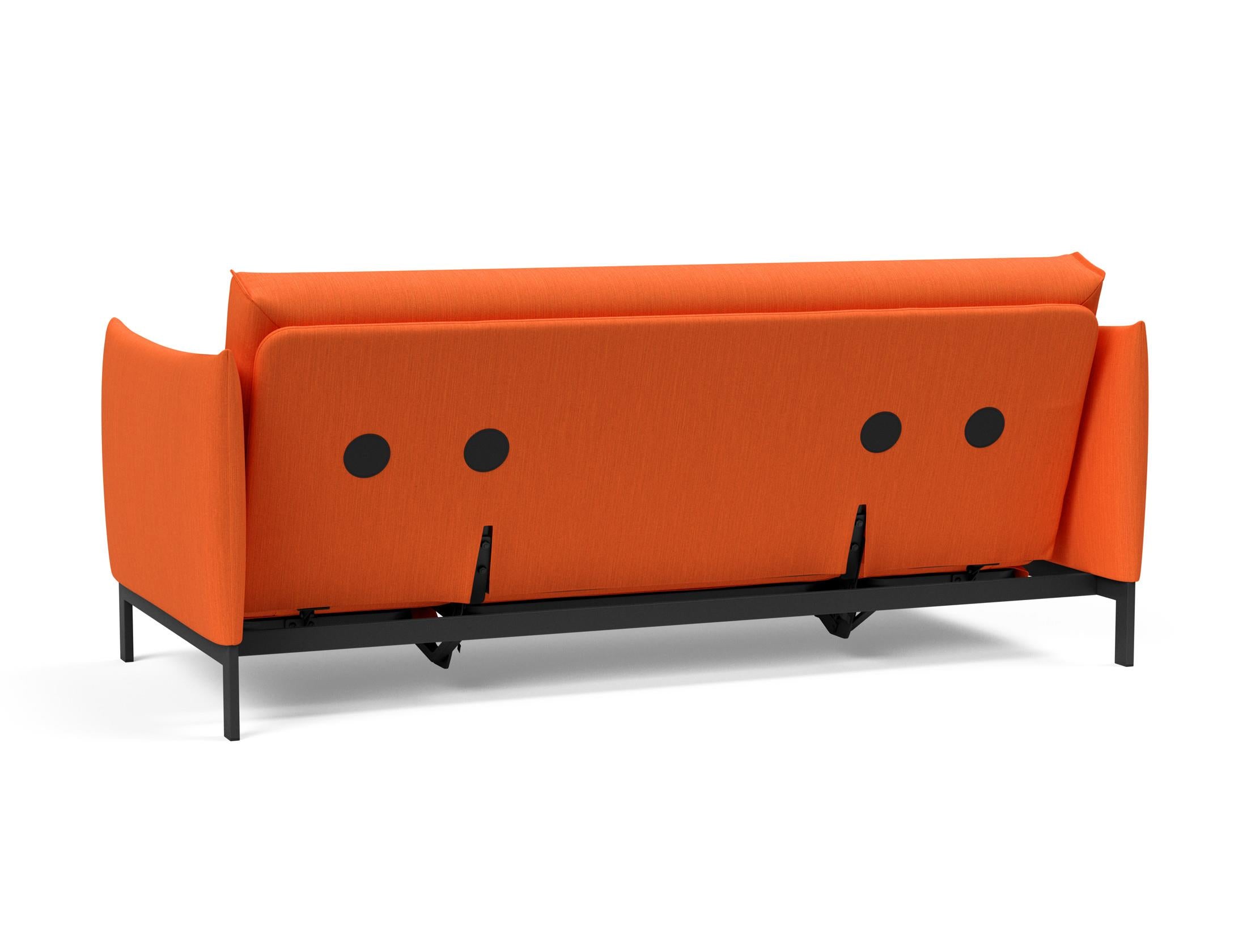 Erleben Sie das Junus 140 Bettsofa mit stilvollem Nordic Cover und Soft Spring, perfekt für gemütliche Abende und stilvolle Einrichtung.