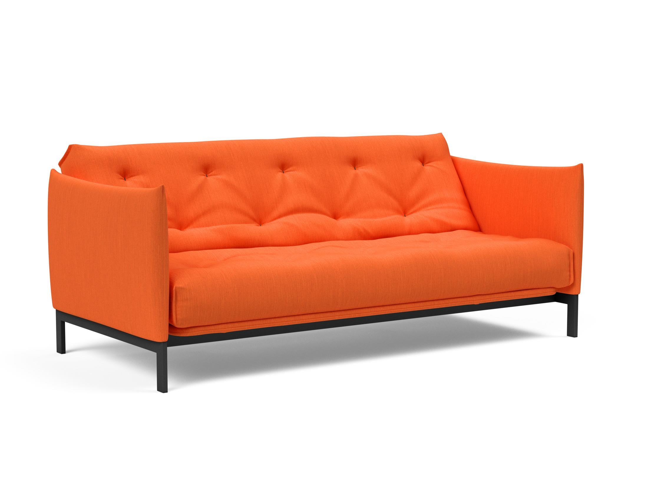 Erleben Sie das Junus 140 Bettsofa Nordic: Modernes Design und der weiche Soft Spring Bezug sorgen für höchsten Schlafkomfort und stilvolle Akzente.