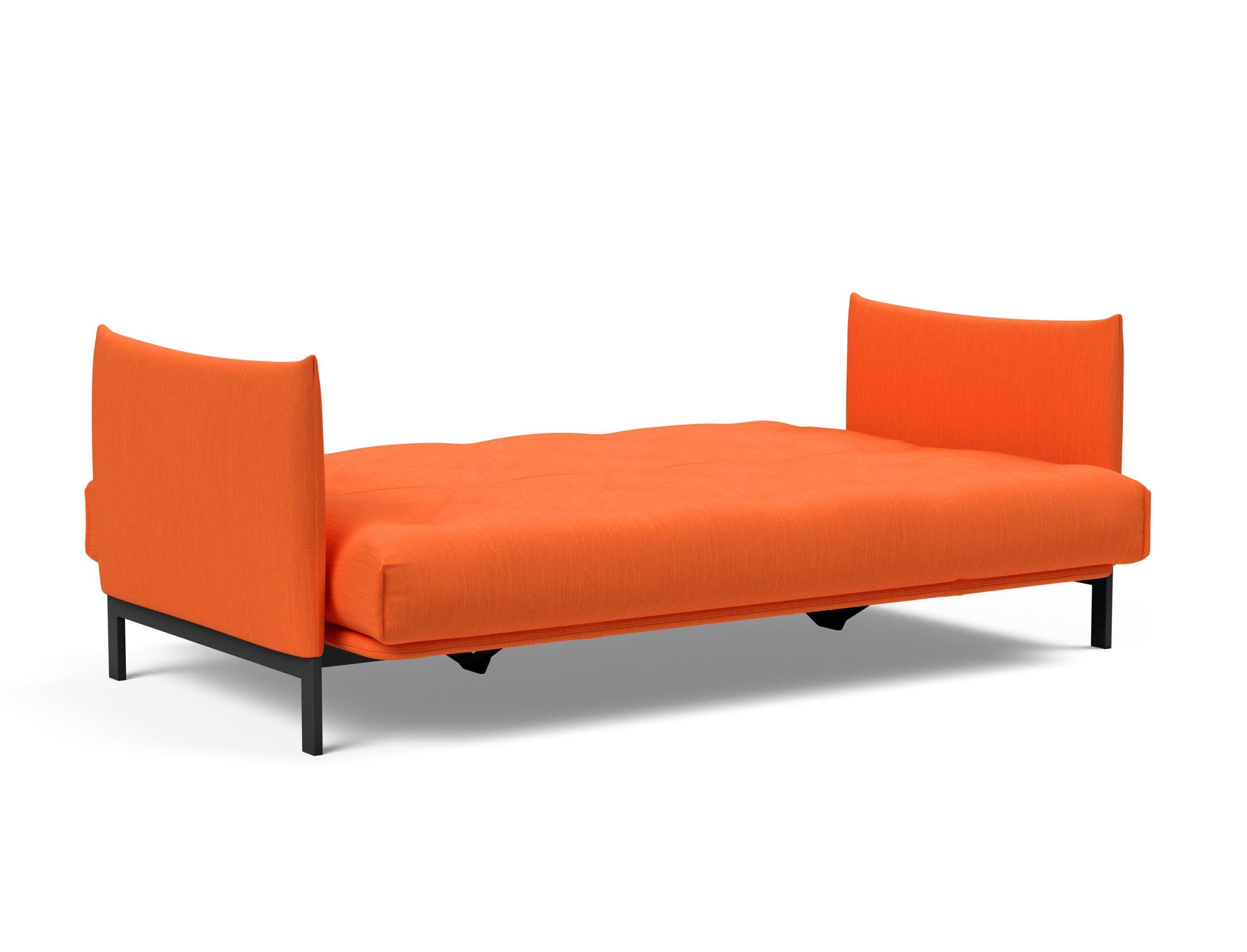 Erleben Sie das Junus 140 Bettsofa Nordic: Modernes Design und der weiche Soft Spring Bezug sorgen für höchsten Schlafkomfort und stilvolle Akzente.