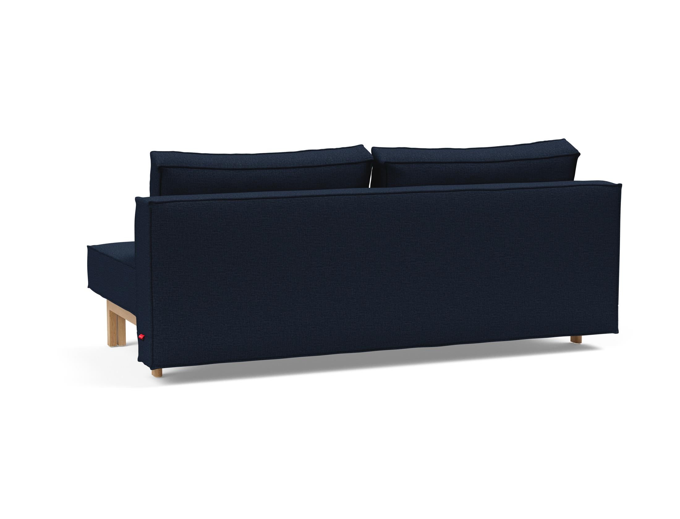 Erleben Sie das Sly Schlafsofa von Innovation Living – ein modernes, funktionales Möbelstück, das Komfort und Stil in kleinen Räumen vereint.
