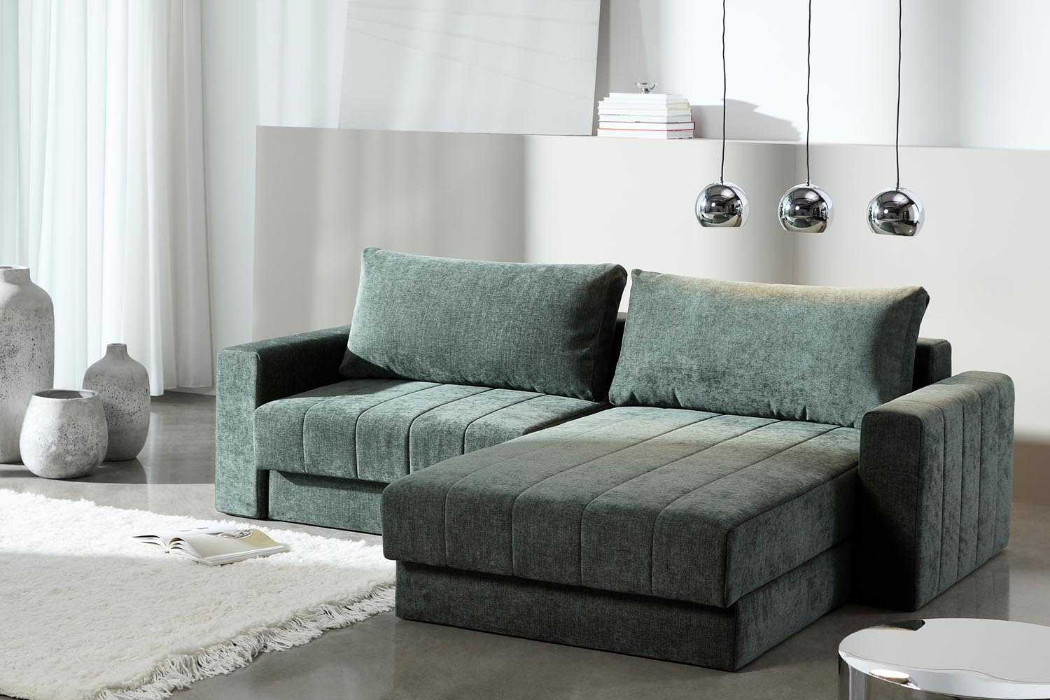 Akello Lounger Schlafsofa mit Armlehnen: elegantes Schlafsofa, vielseitig einsetzbar, 140x200 cm Liegefläche, perfekter Komfort für Gäste.