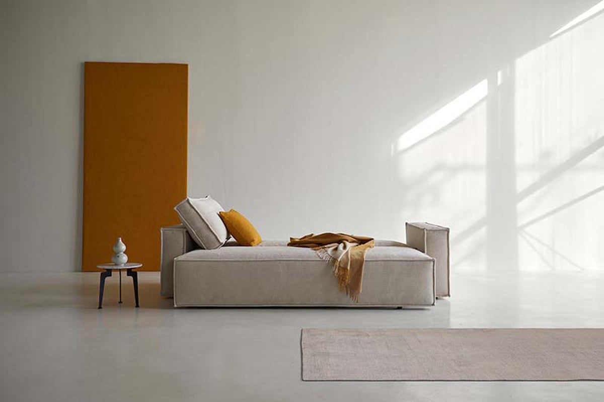 Newilla Bettsofa in 594 Corduroy Ivory präsentiert im Onlineshop von KAQTU Design AG. Bettsofa ist von Innovation Living