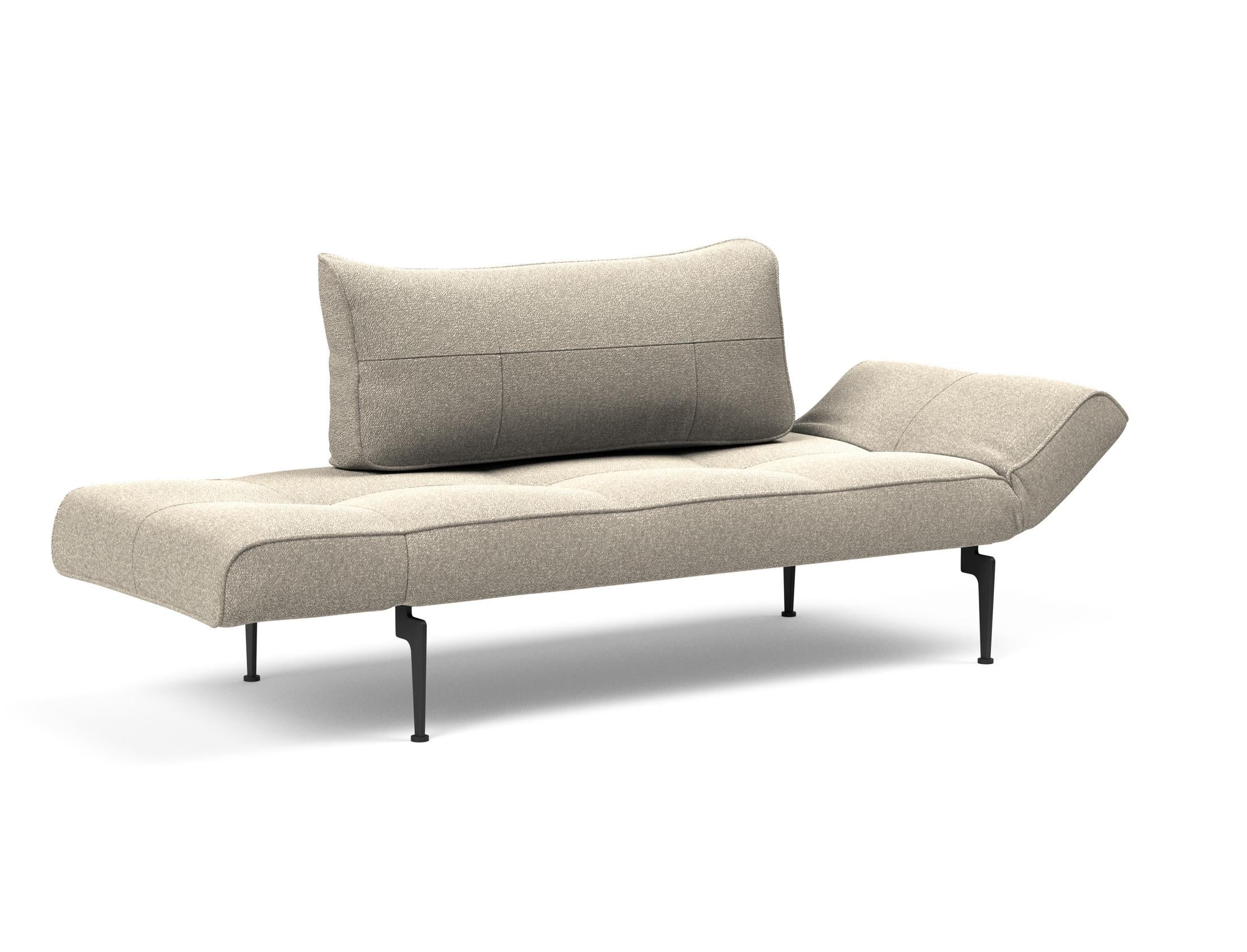 Erleben Sie das Zeal Klappsofa 70 Laser in lebhaftem Elegance Orange – die perfekte Kombination aus modernem Design und praktischer Vielseitigkeit für Ihr Zuhause.