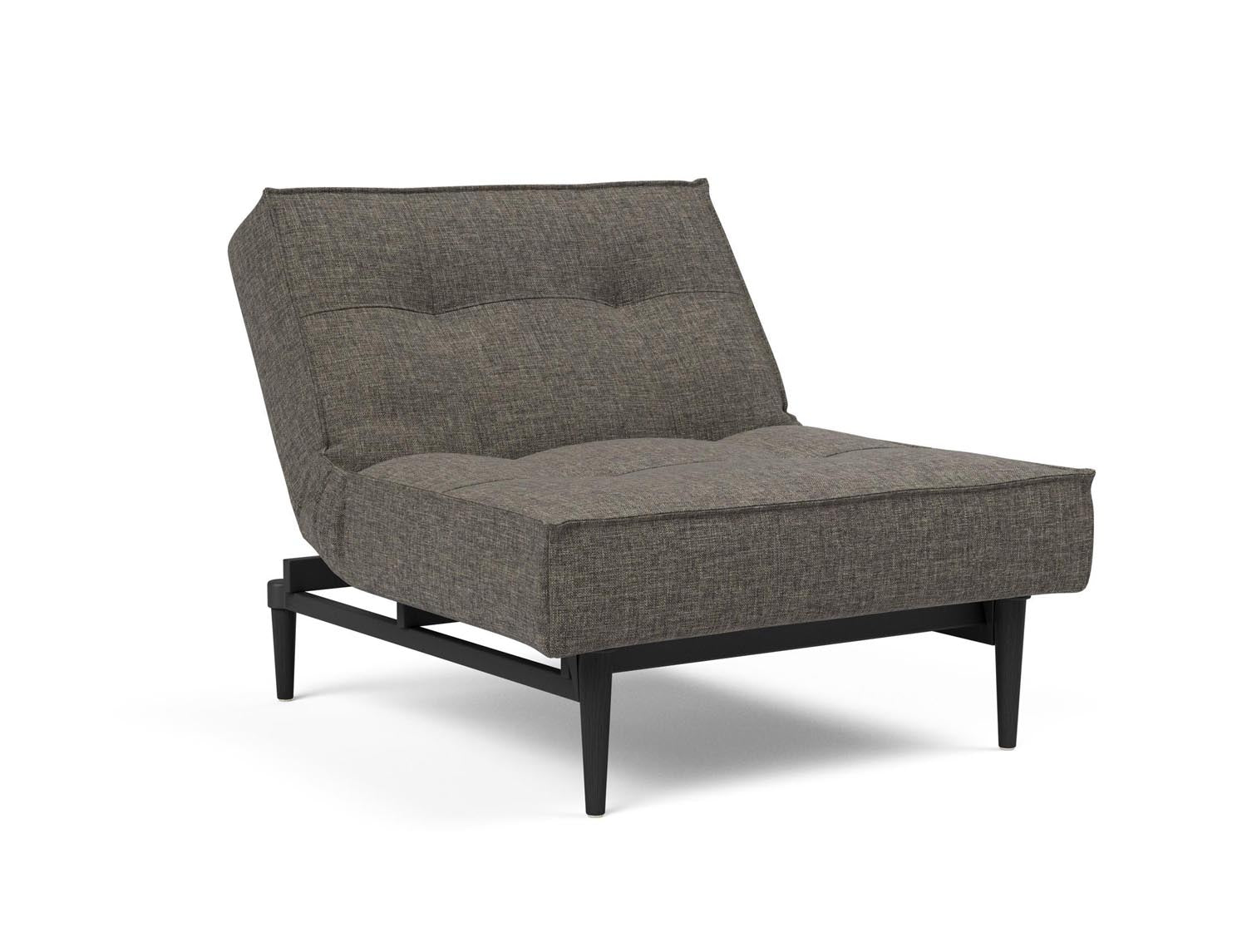 Entdecken Sie den eleganten Splitback Styletto Sessel von Innovation Living – ein perfektes Zusammenspiel aus Design, Komfort und Funktionalität.