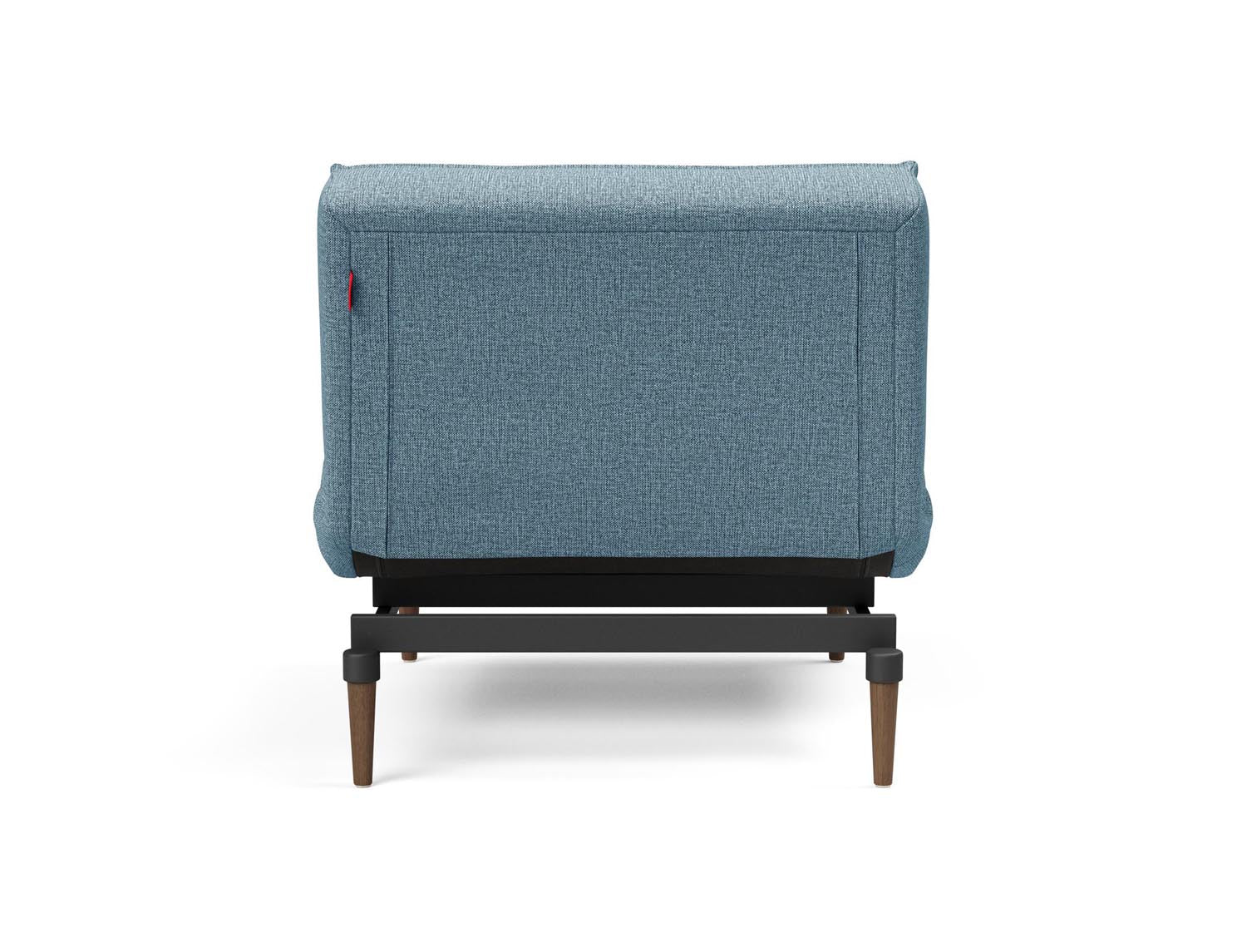 Entdecken Sie den eleganten Splitback Styletto Sessel von Innovation Living – ein perfektes Zusammenspiel aus Design, Komfort und Funktionalität.