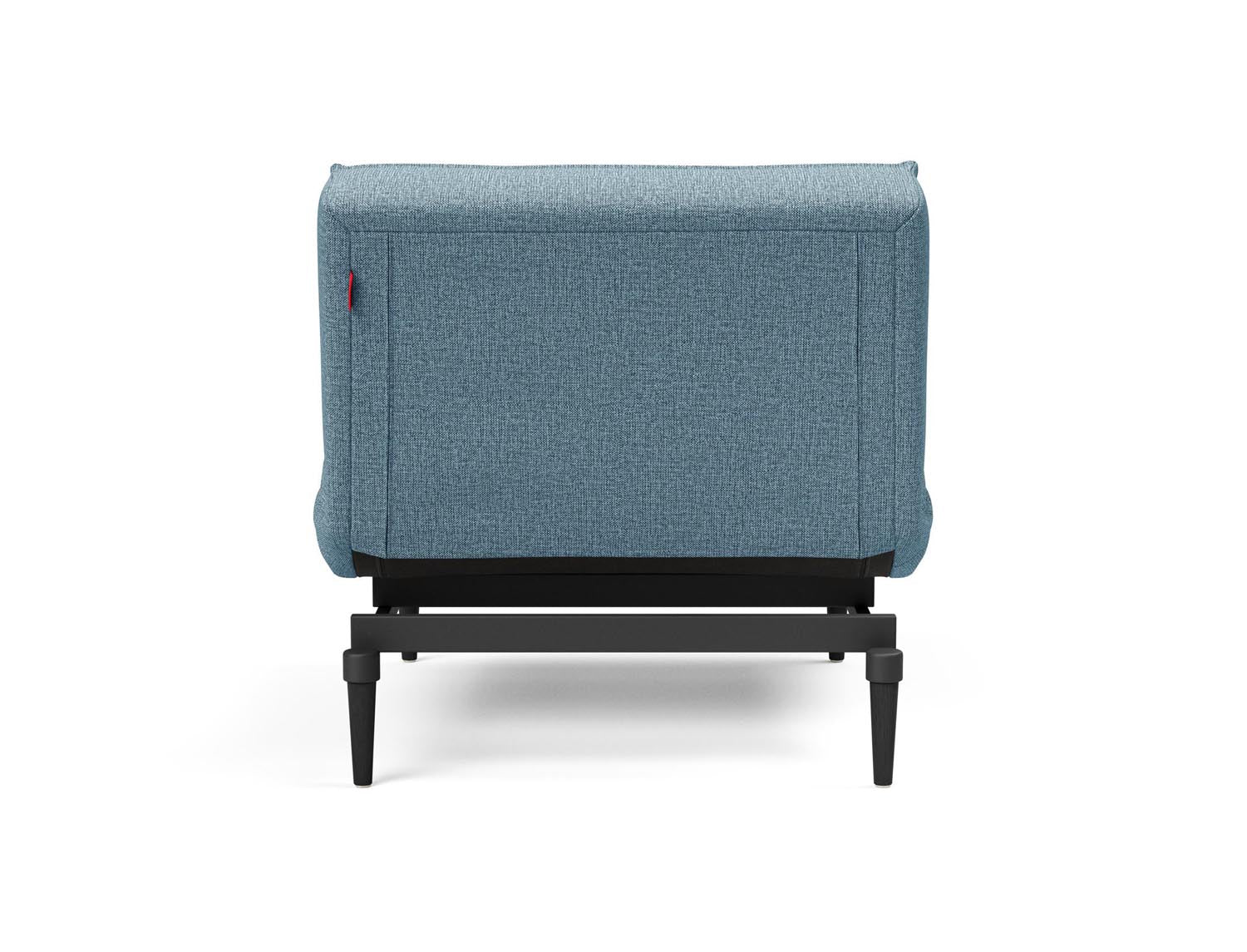 Entdecken Sie den eleganten Splitback Styletto Sessel von Innovation Living – ein perfektes Zusammenspiel aus Design, Komfort und Funktionalität.