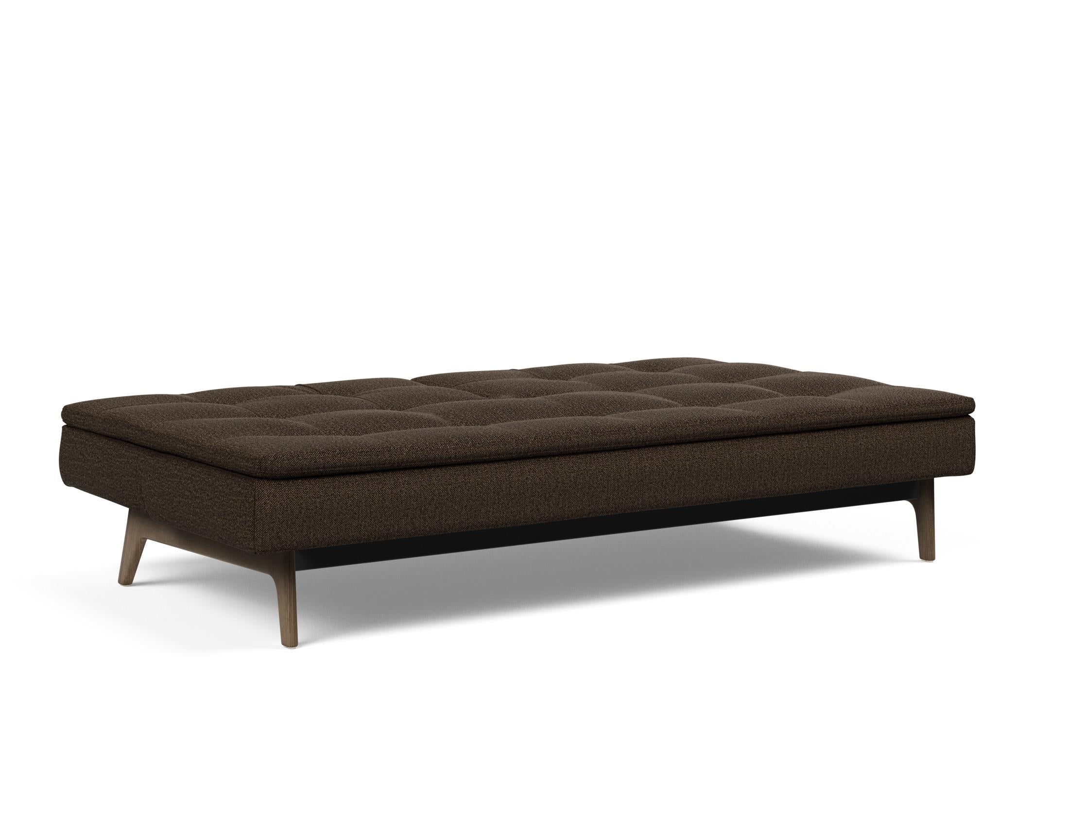 Erleben Sie das vielseitige Dublexo Eik Schlafsofa 115 in edler Rauch-Eiche – perfekt für modernes Wohnen und erholsame Nächte.