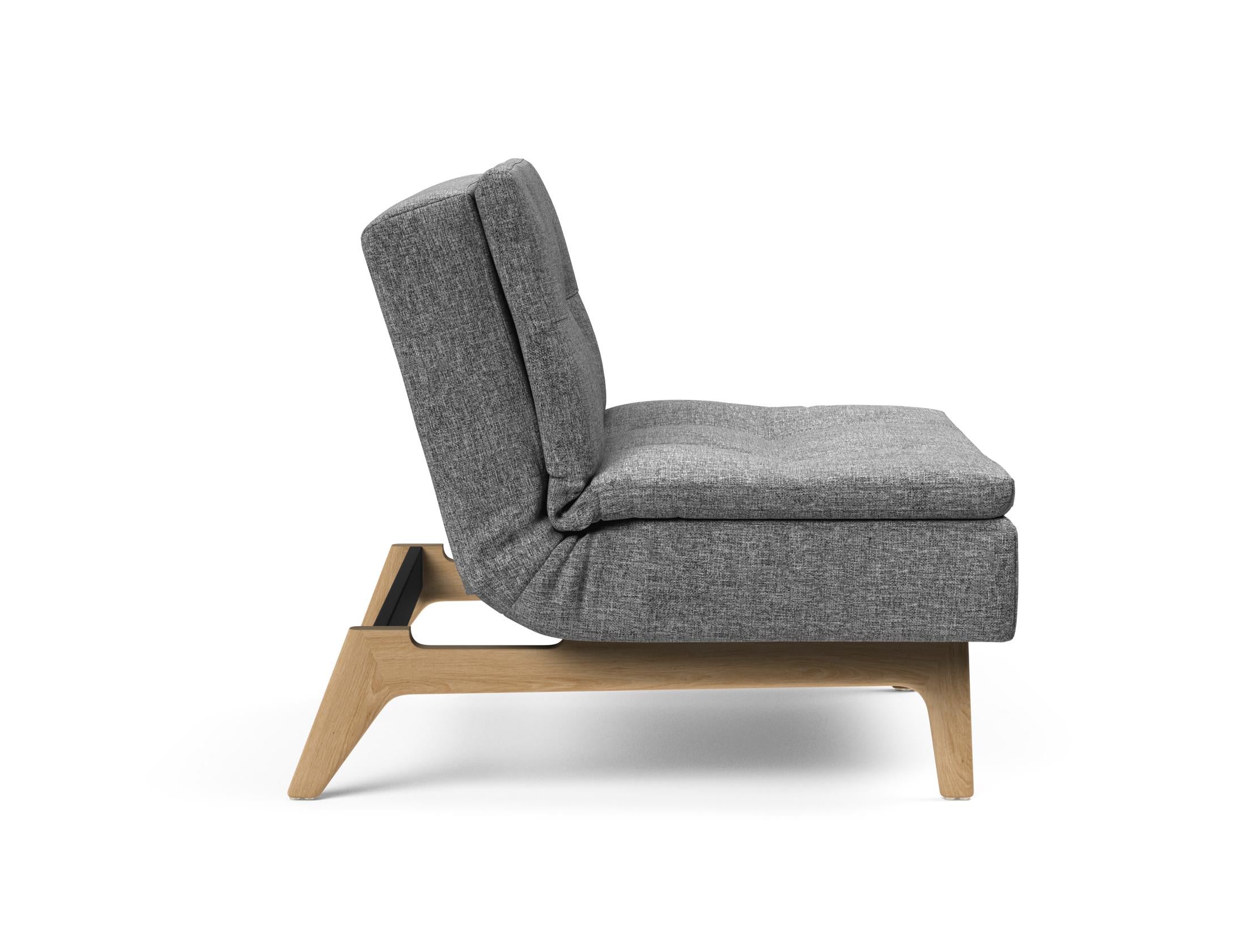 Erleben Sie den Dublexo Eik Sessel Eiche von Innovation Living – eine perfekte Kombination aus modernem Stil und außergewöhnlichem Komfort für Ihr Wohnambiente.