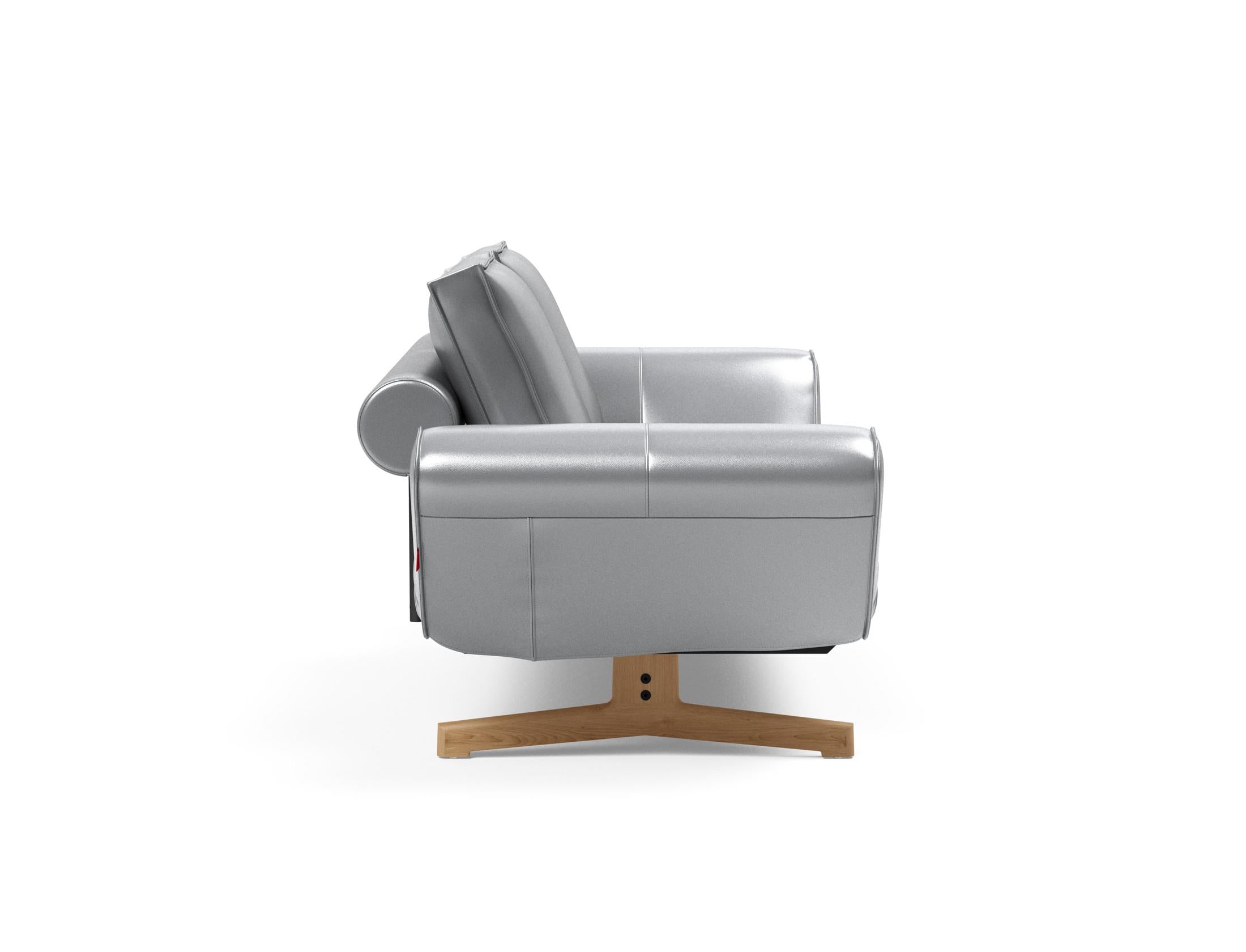 Entdecken Sie das Ghia Klappsofa 80 Eiche von Innovation Living – stilvoll, platzsparend und perfekt für Gästeübernachtungen in kleinen Räumen.