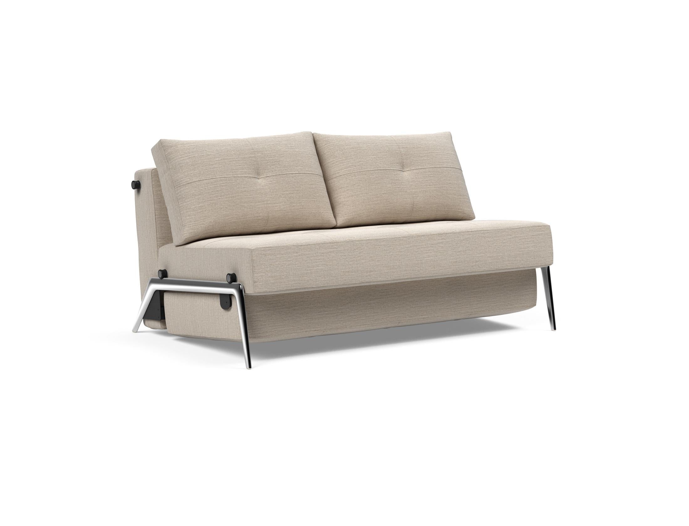 Cubed Klappsofa 140: Kompaktes Design trifft Funktionalität. Verwandelt sich schnell in ein Bett und bietet Stauraum für Bettzeug.