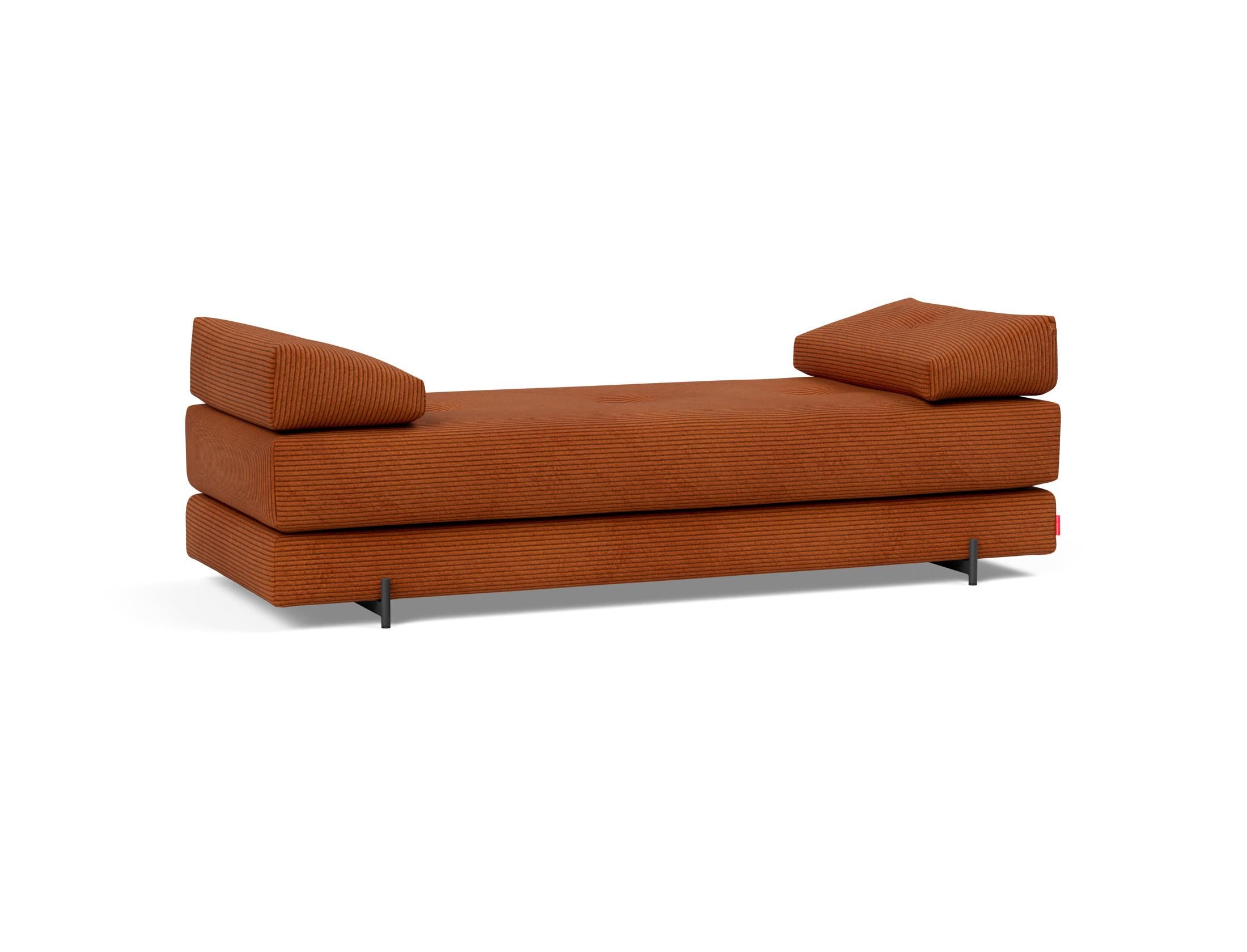 Das Sigmund Bettsofa von Innovation Living vereint modernes Design mit praktischer Vielseitigkeit – ideal für stilvolle Wohnräume.