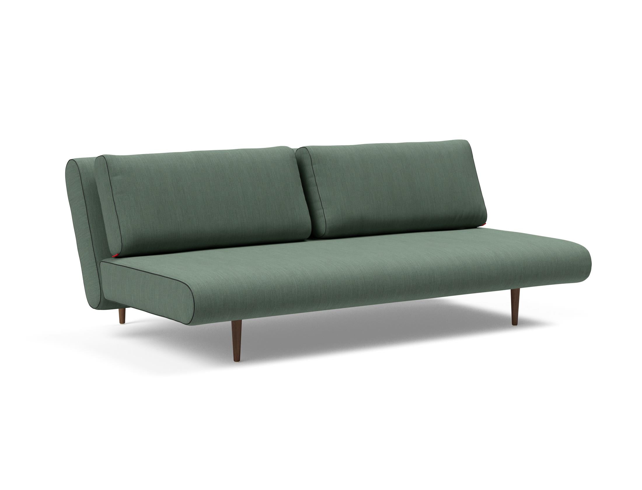 Entdecken Sie das Unfurl Lounger von Innovation Living: ein stilvolles Bettsofa, das Komfort und Flexibilität für Ihr Zuhause bietet.