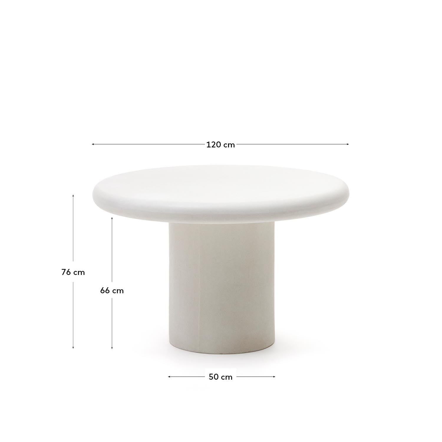 Eleganter runder Tisch aus weissem Zement (Ø 120 cm) von Kave Home, perfekt für Garten und Terrasse. Wetterfest und pflegeleicht.